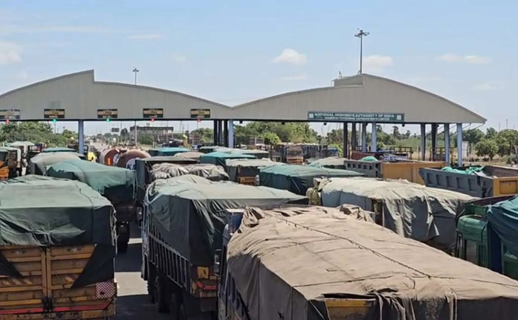 Toll collection near Madurai despite court ban
