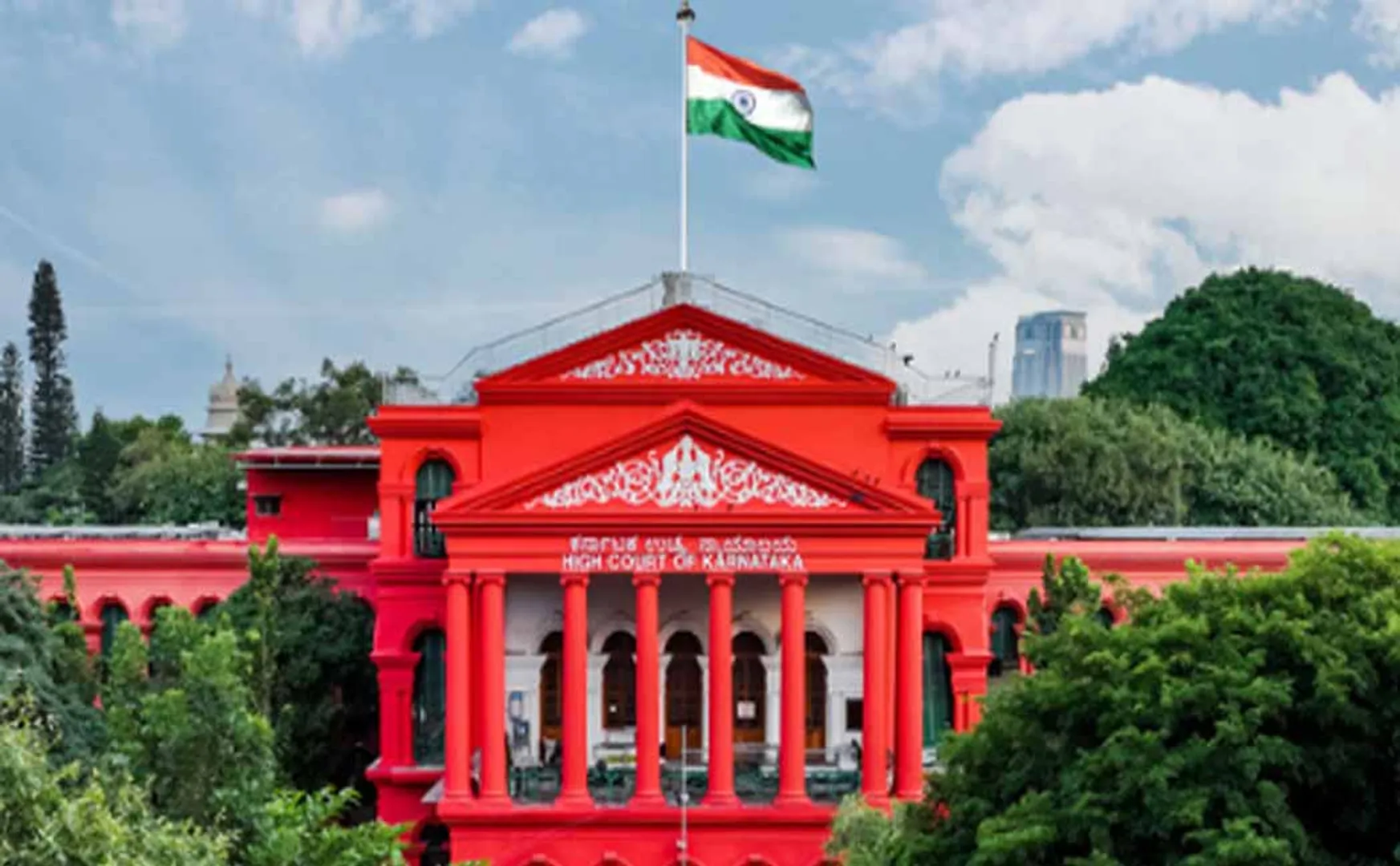 11 people lost their life in a stampede High Court issues barrage of questions to Karnataka govt