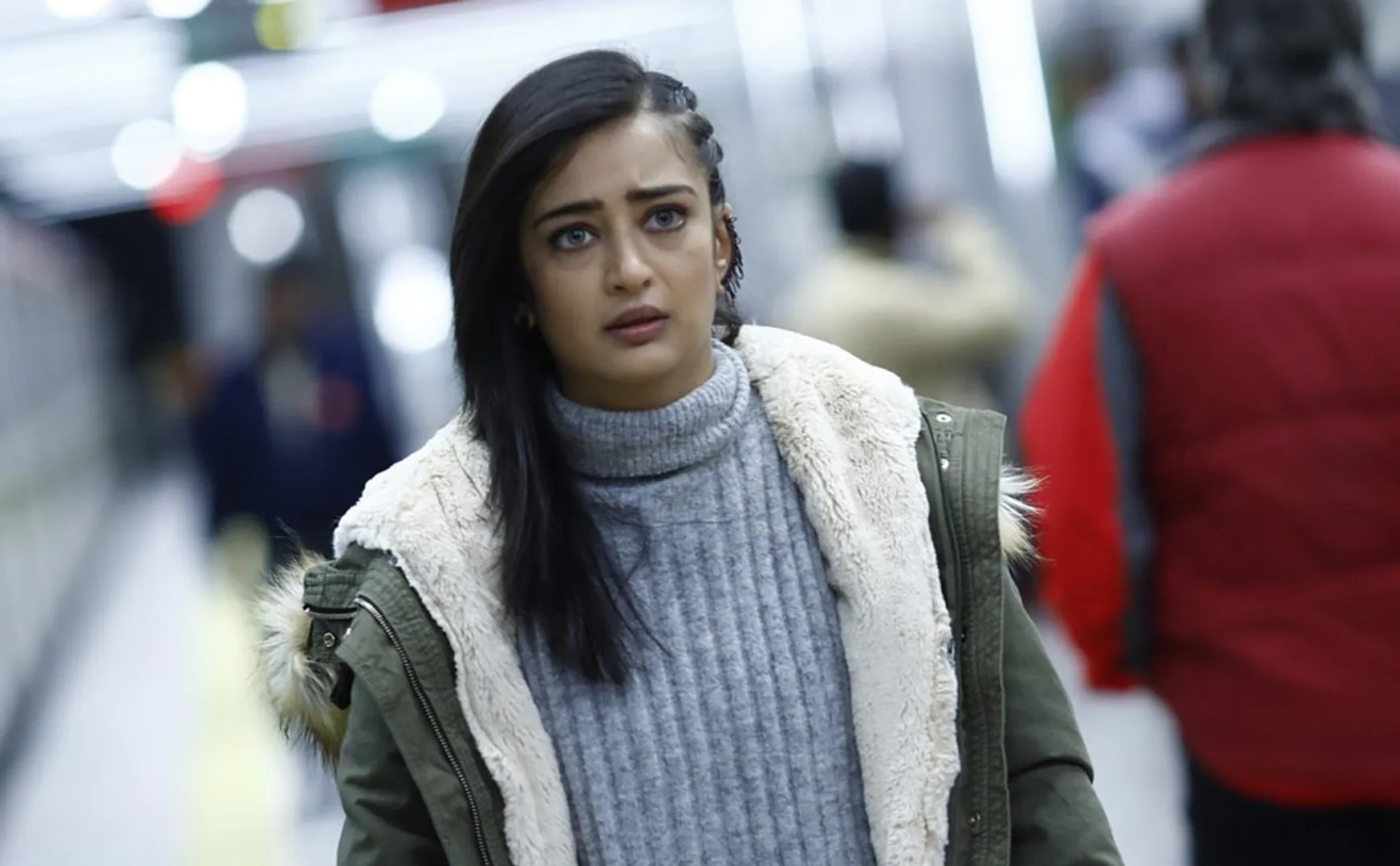 akshara haasan warned fans about fraudster