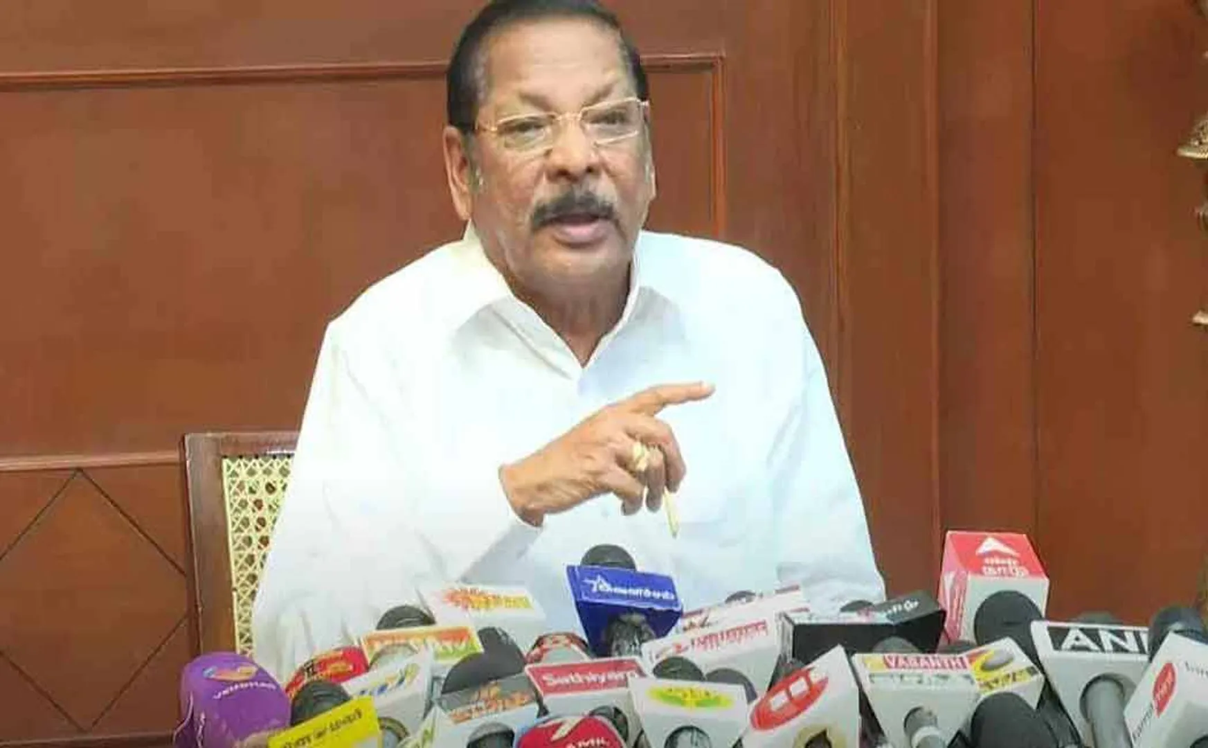 RS Bharathi says No matter how many Shahs come, nothing can be done in TN