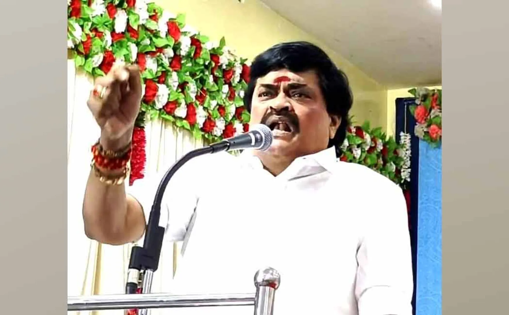 Rajendra Balaji says If communalism sprouts in the alliance EPS will leave