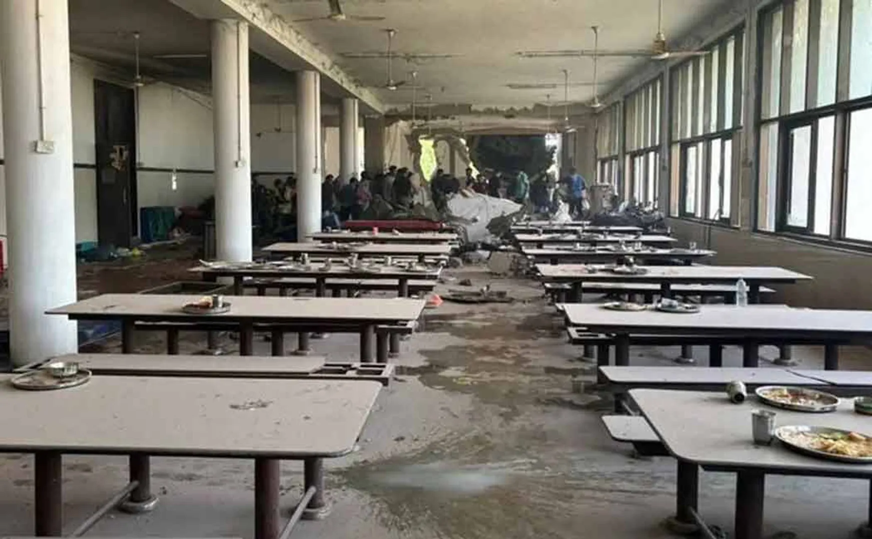 5 students who were eating in the air india plane crash  lost
