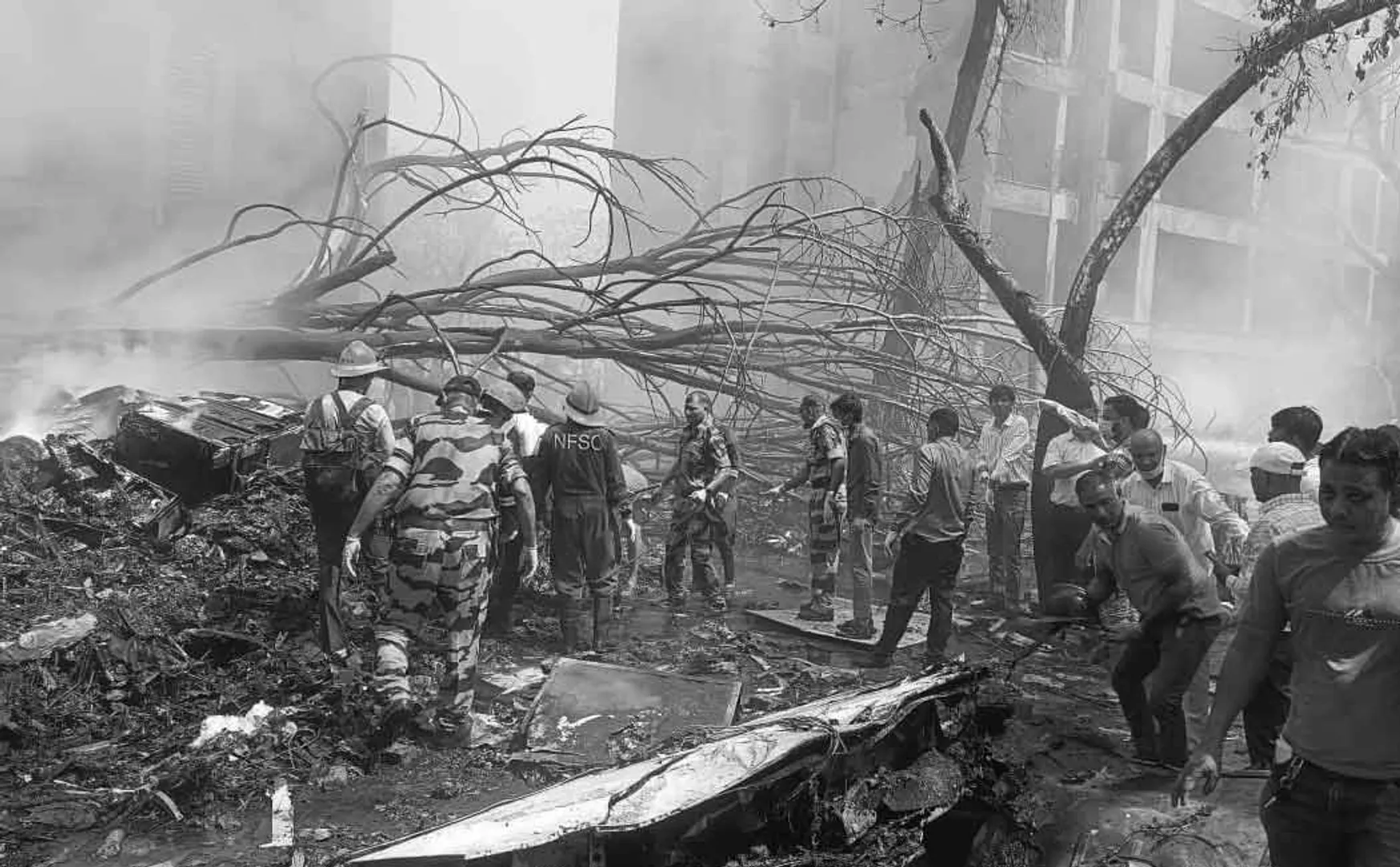 10 people lost their life at hostel due to Plane incident 