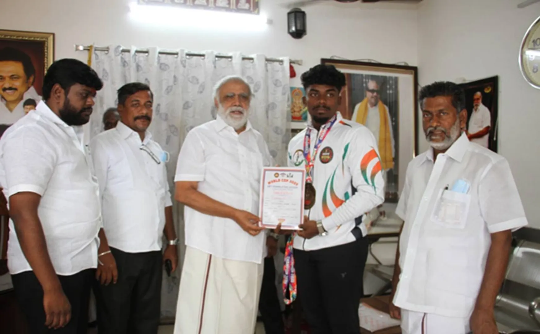i periyasamy congratulate students placed 2nd world weightlifting  