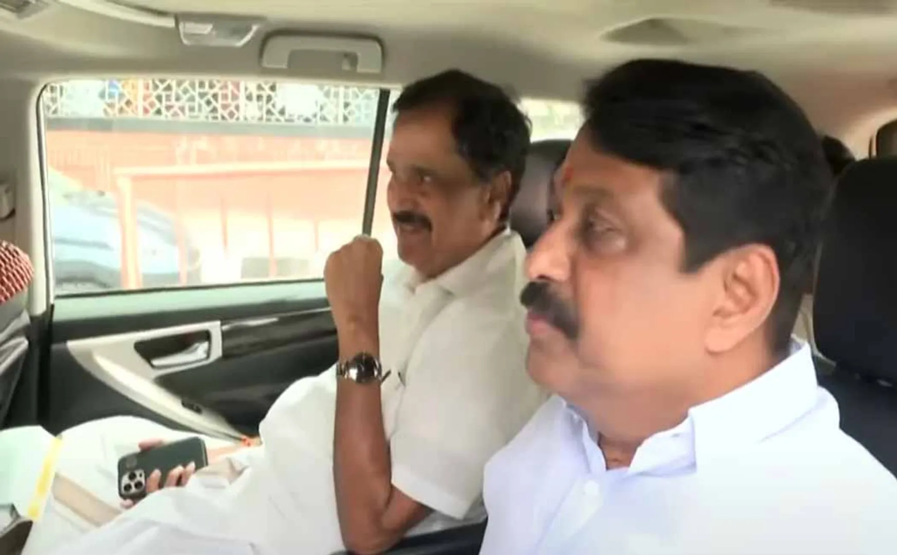 Nayinar Nagendran appears in the High Court