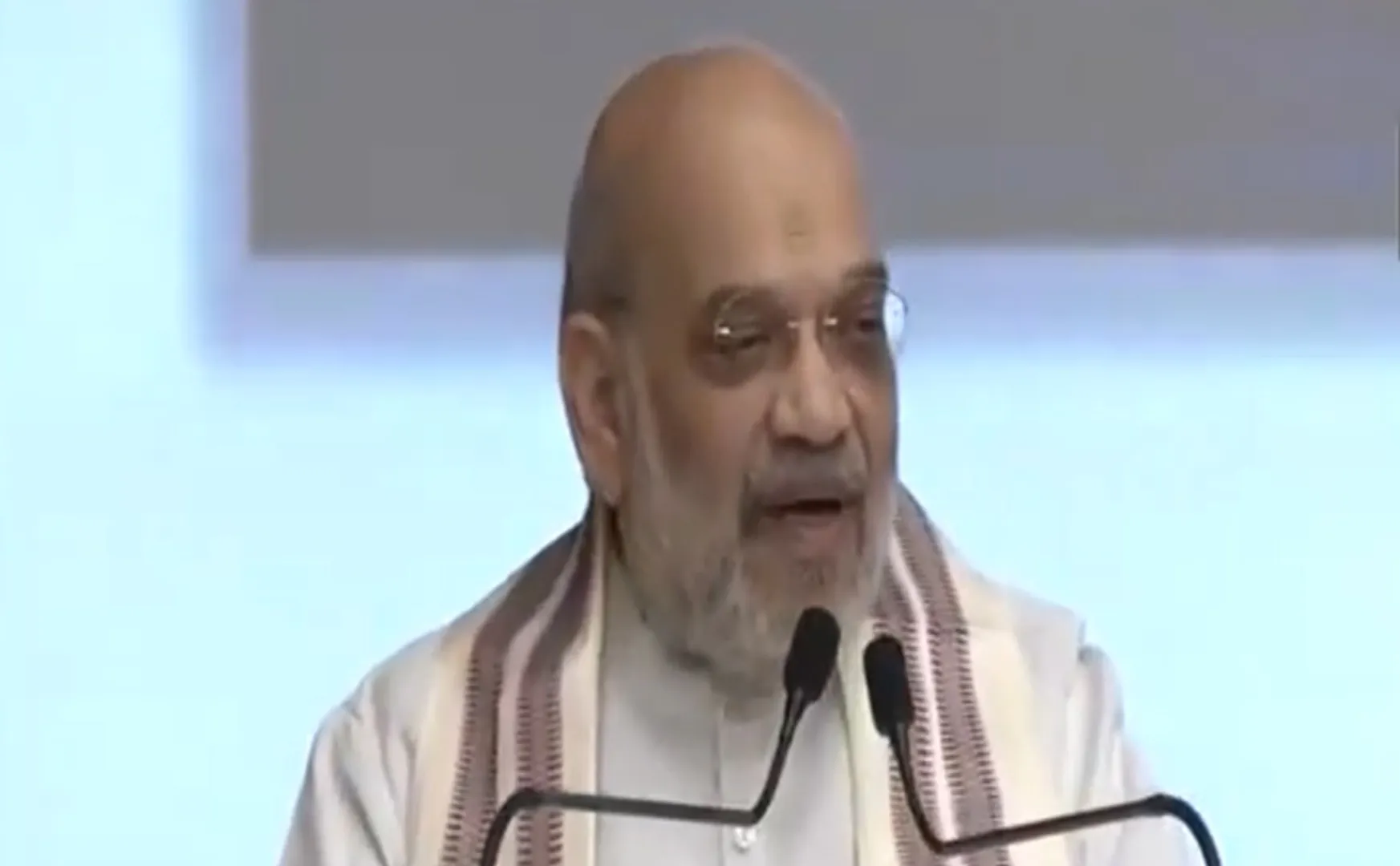Amit Shah says English speakers in India will soon be ashamed
