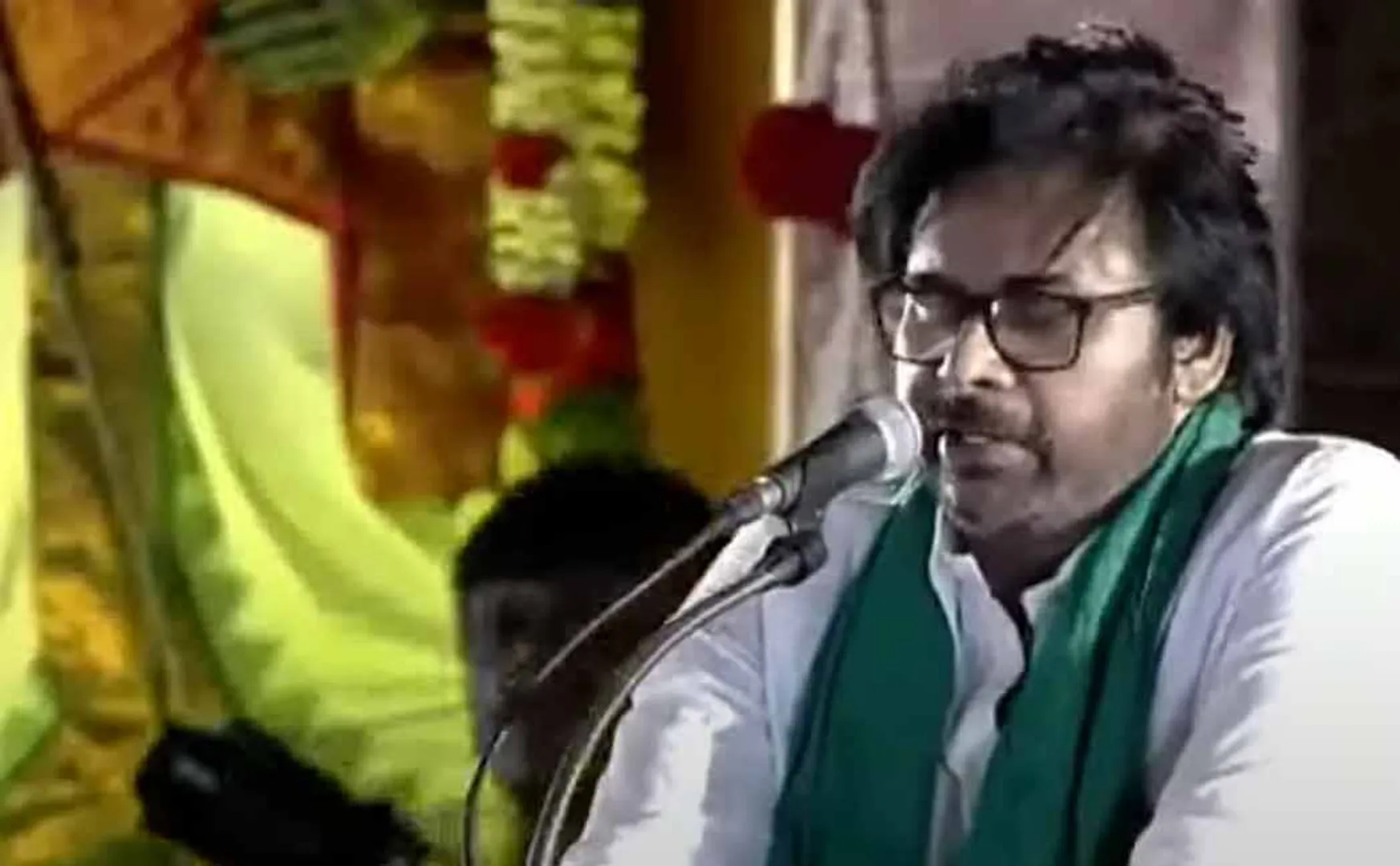 Pawan Kalyan says Murugan is the world  first puratchi thalaivar