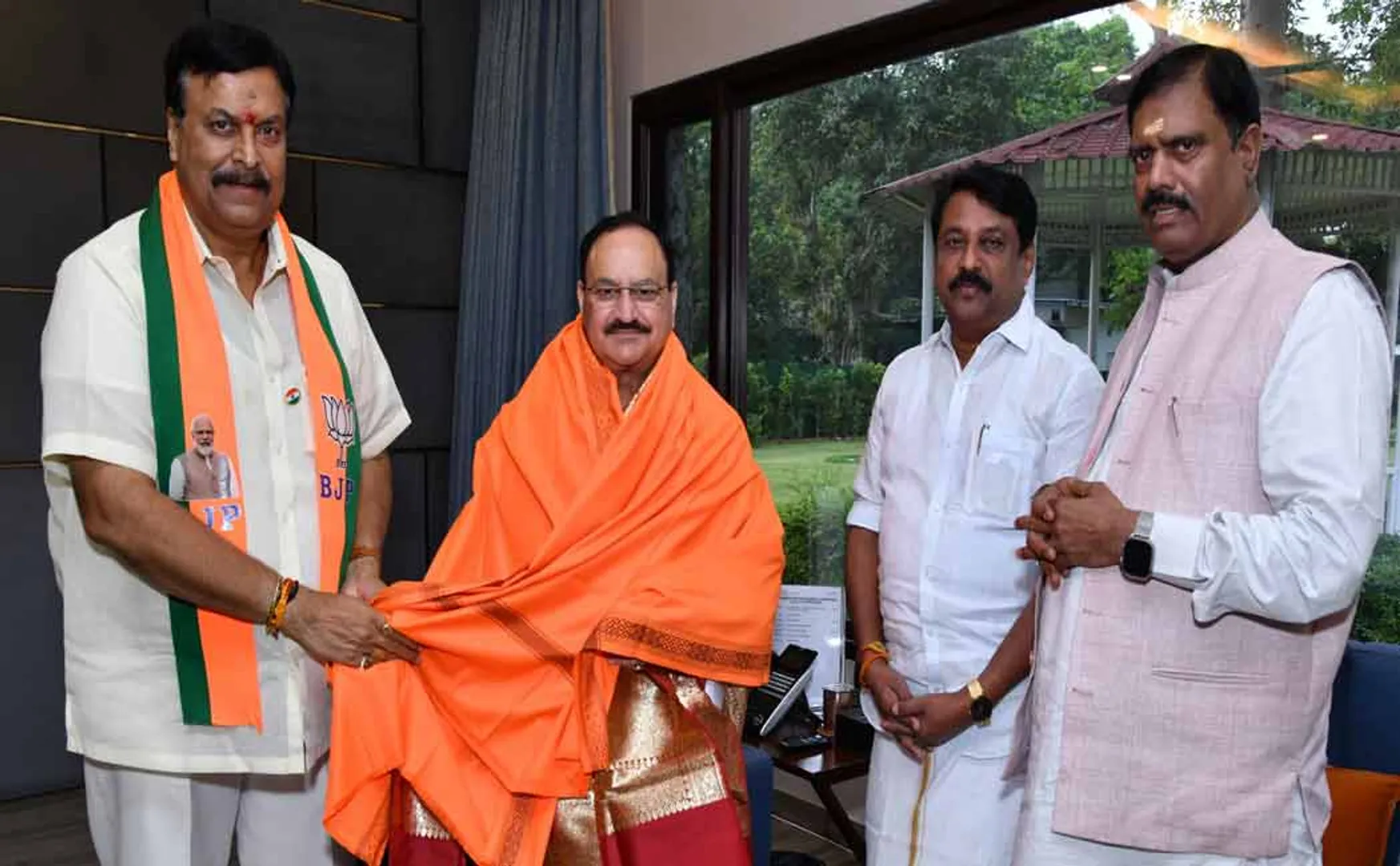 Nayinar Nagendran meets J.P. Nadda!