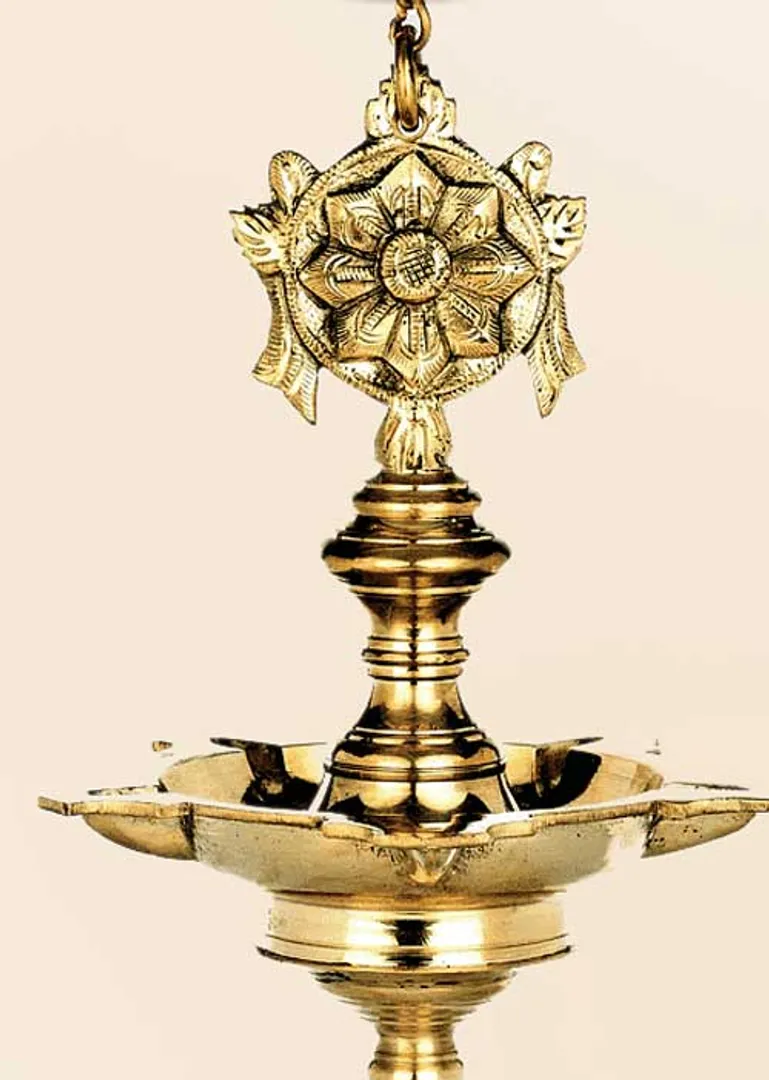 /idhalgal/om/jauna-maata-raacai-palanakala