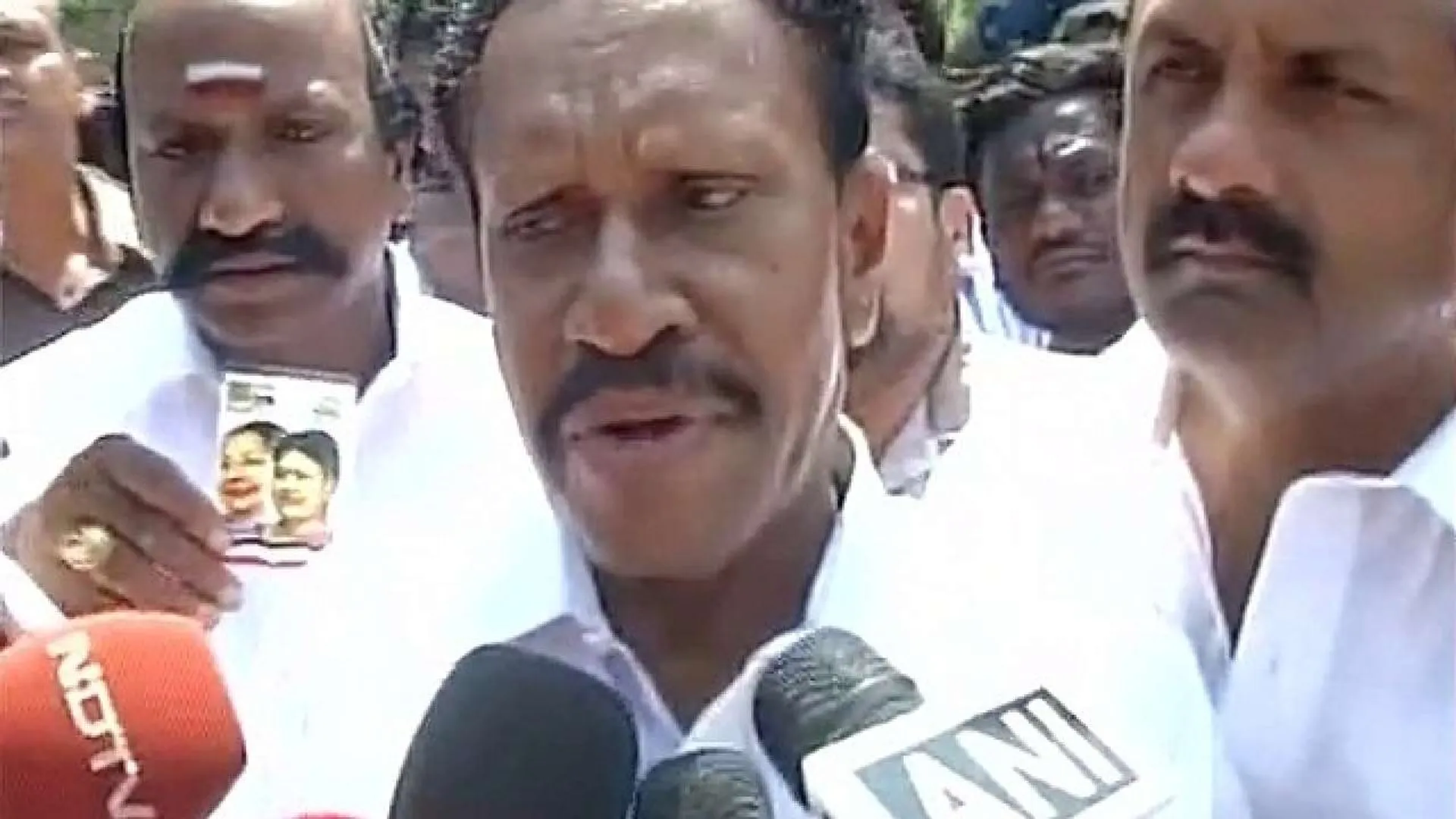 thambi dhurai