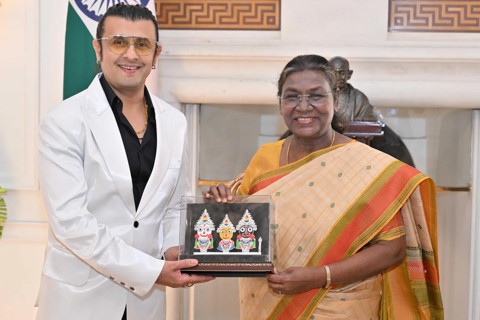 Droupadi Murmu-Sonu Nigam