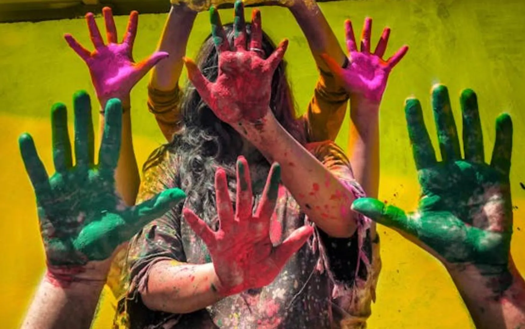 holi summer