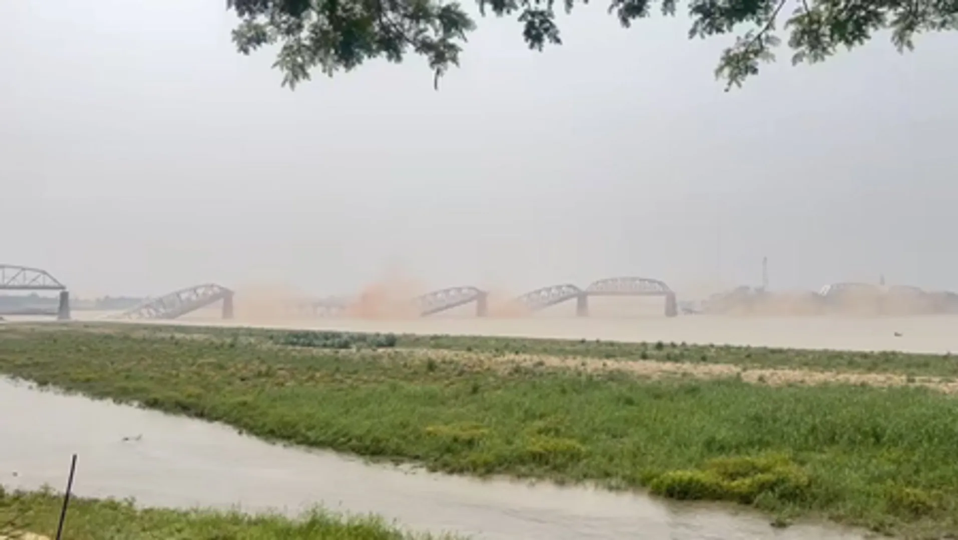 Earthquake story pic