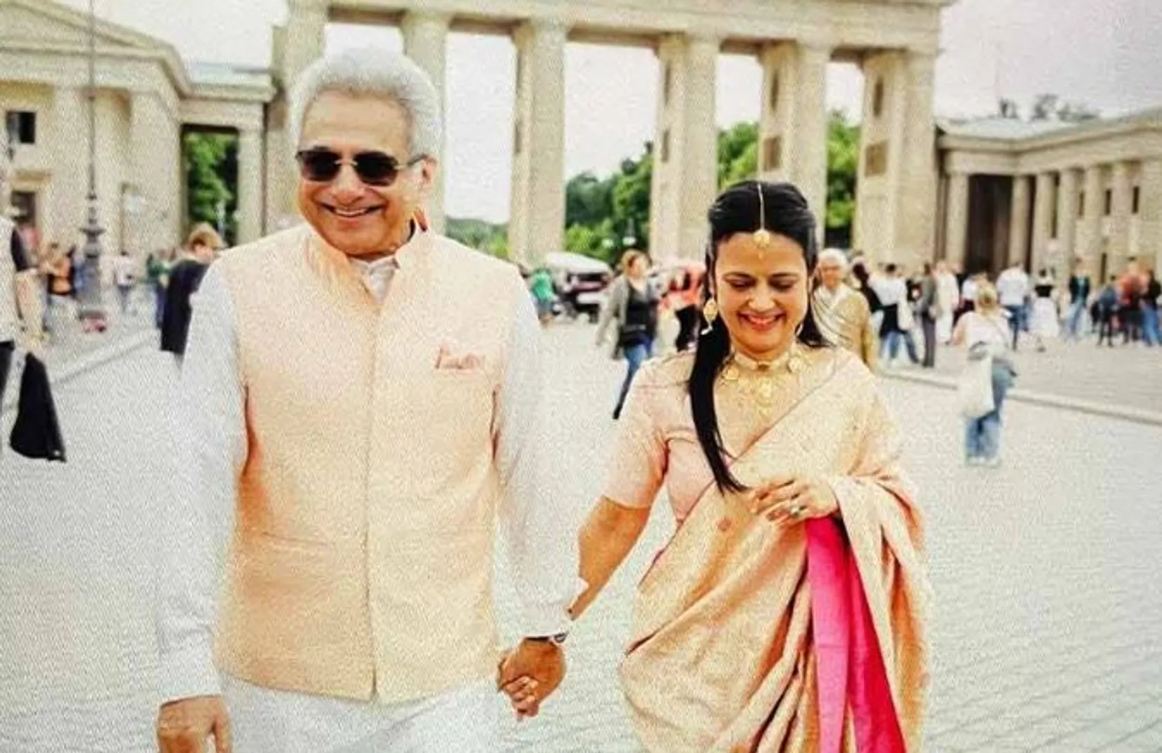 Pinaki Mishra marries Mahua Moitra