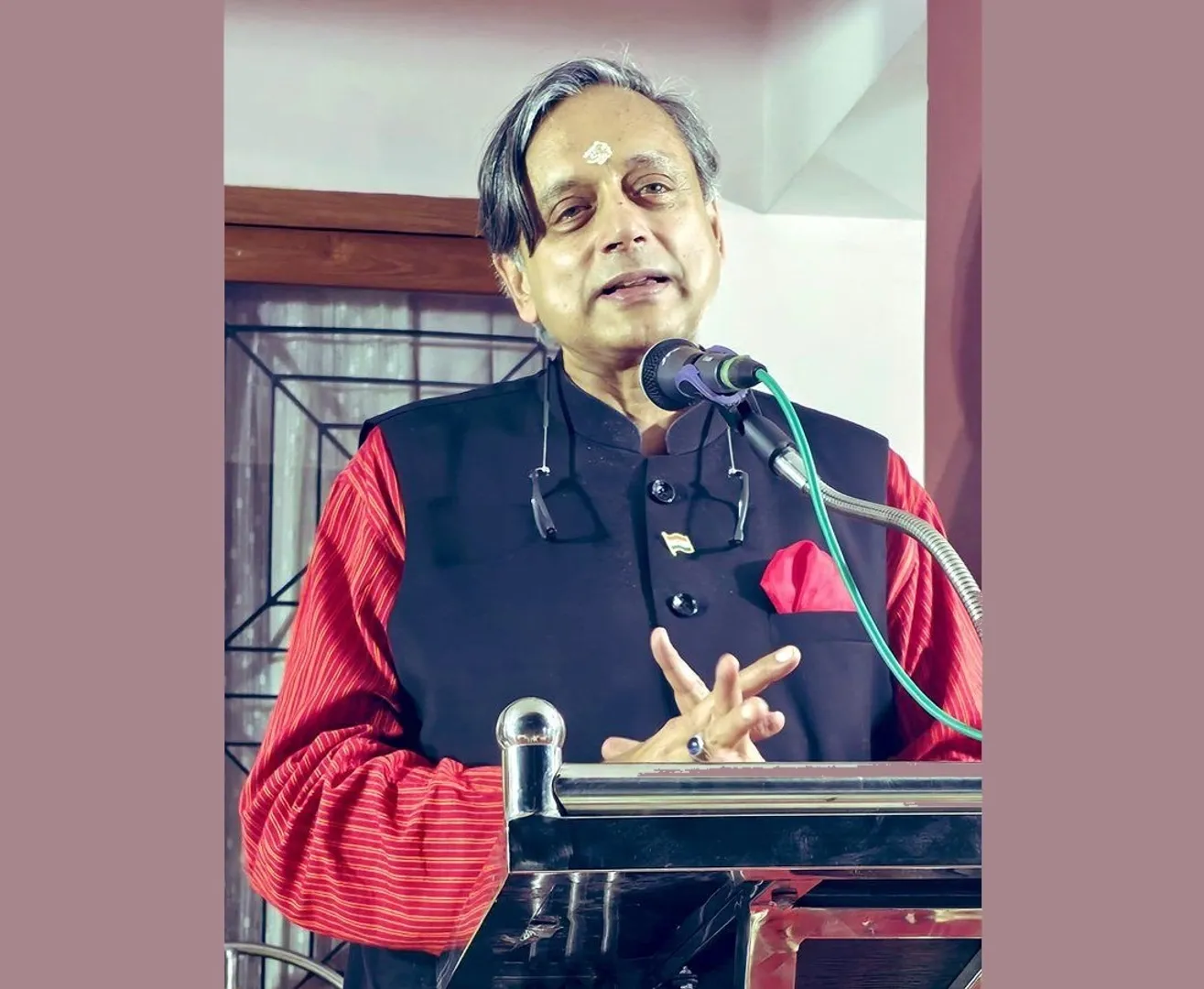 Shashi Tharoor