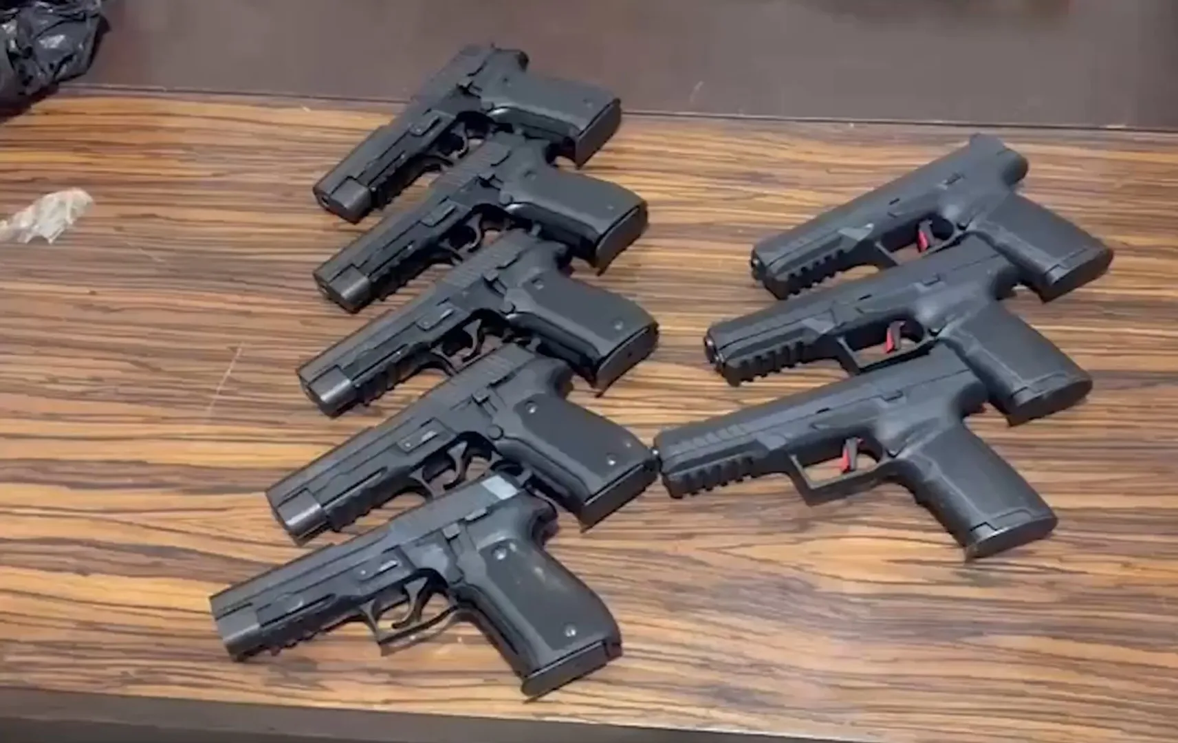 arms smuggling network