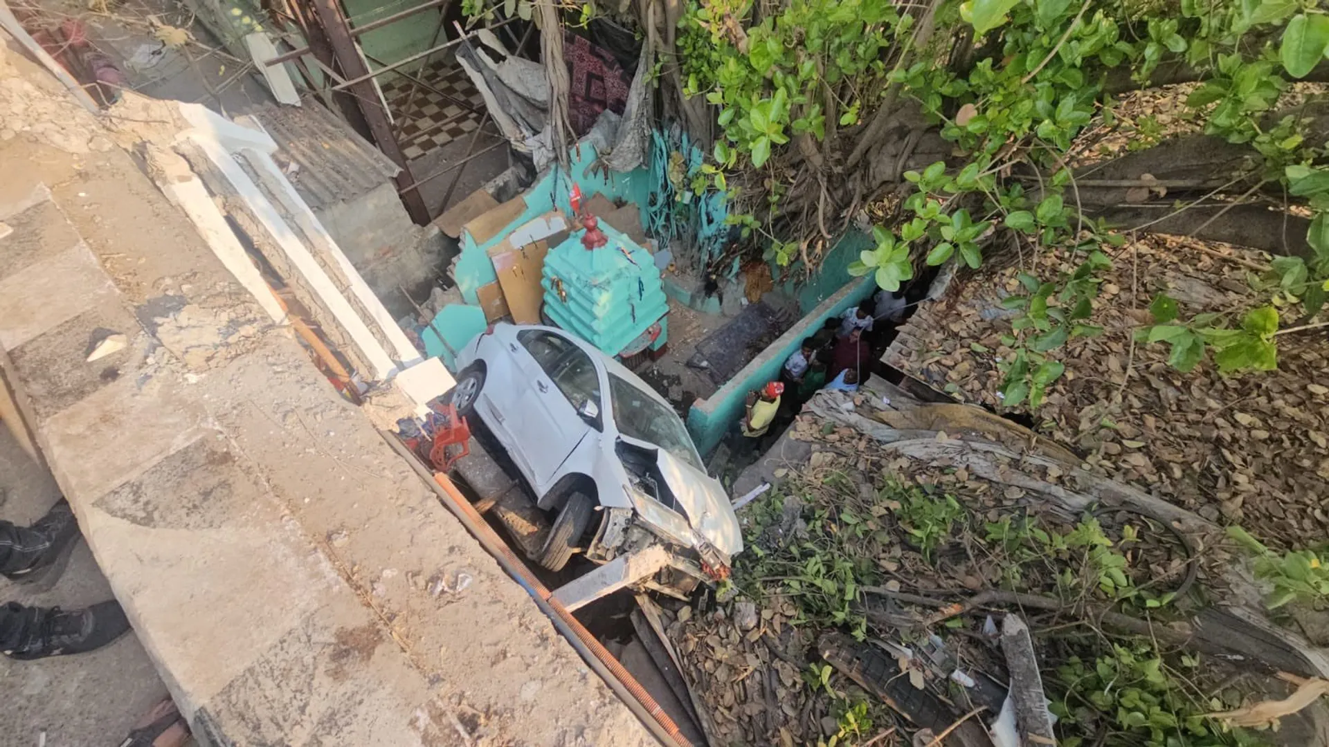 car accident in bhubaneswar