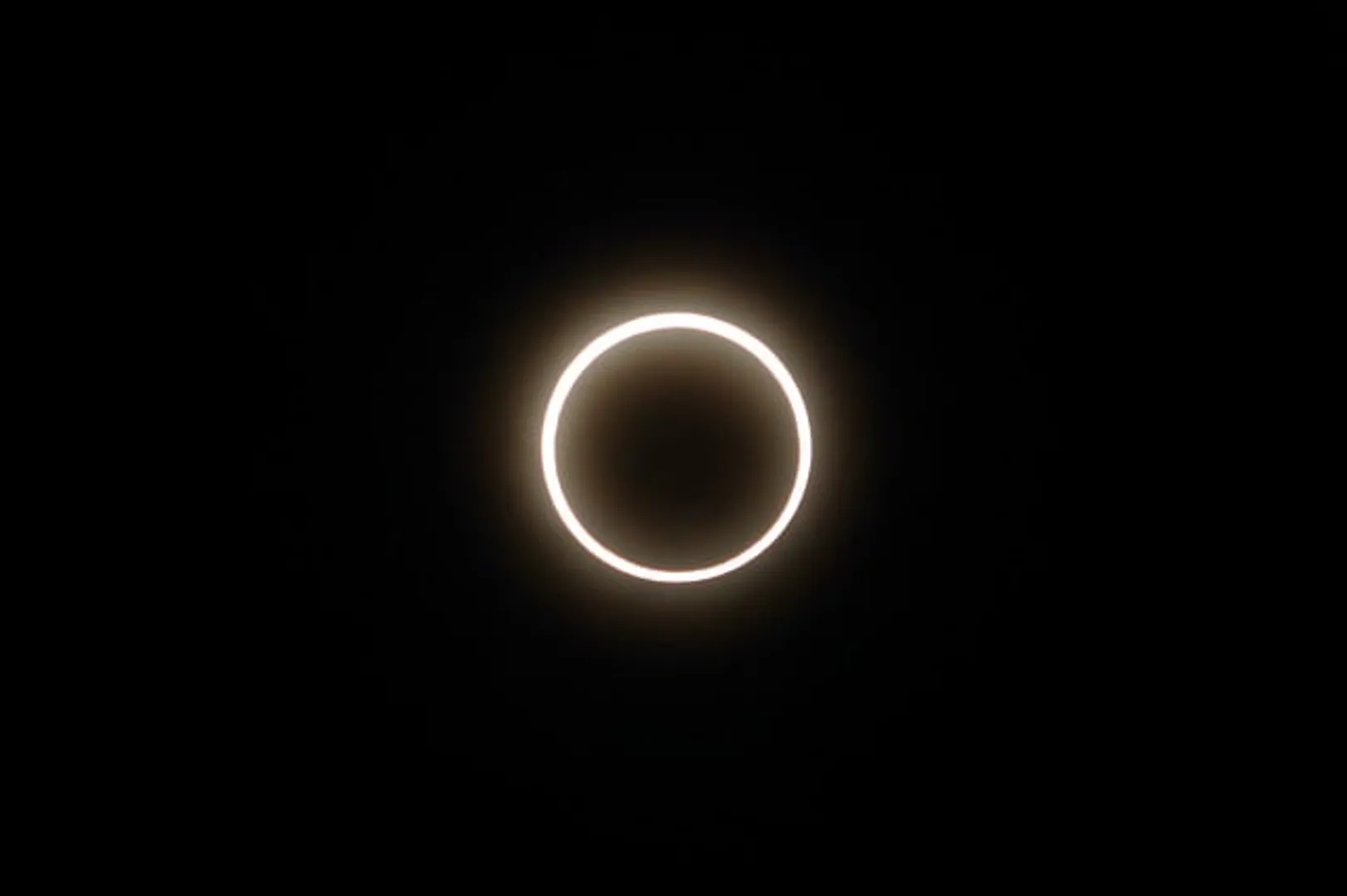fire of ring solar eclipse