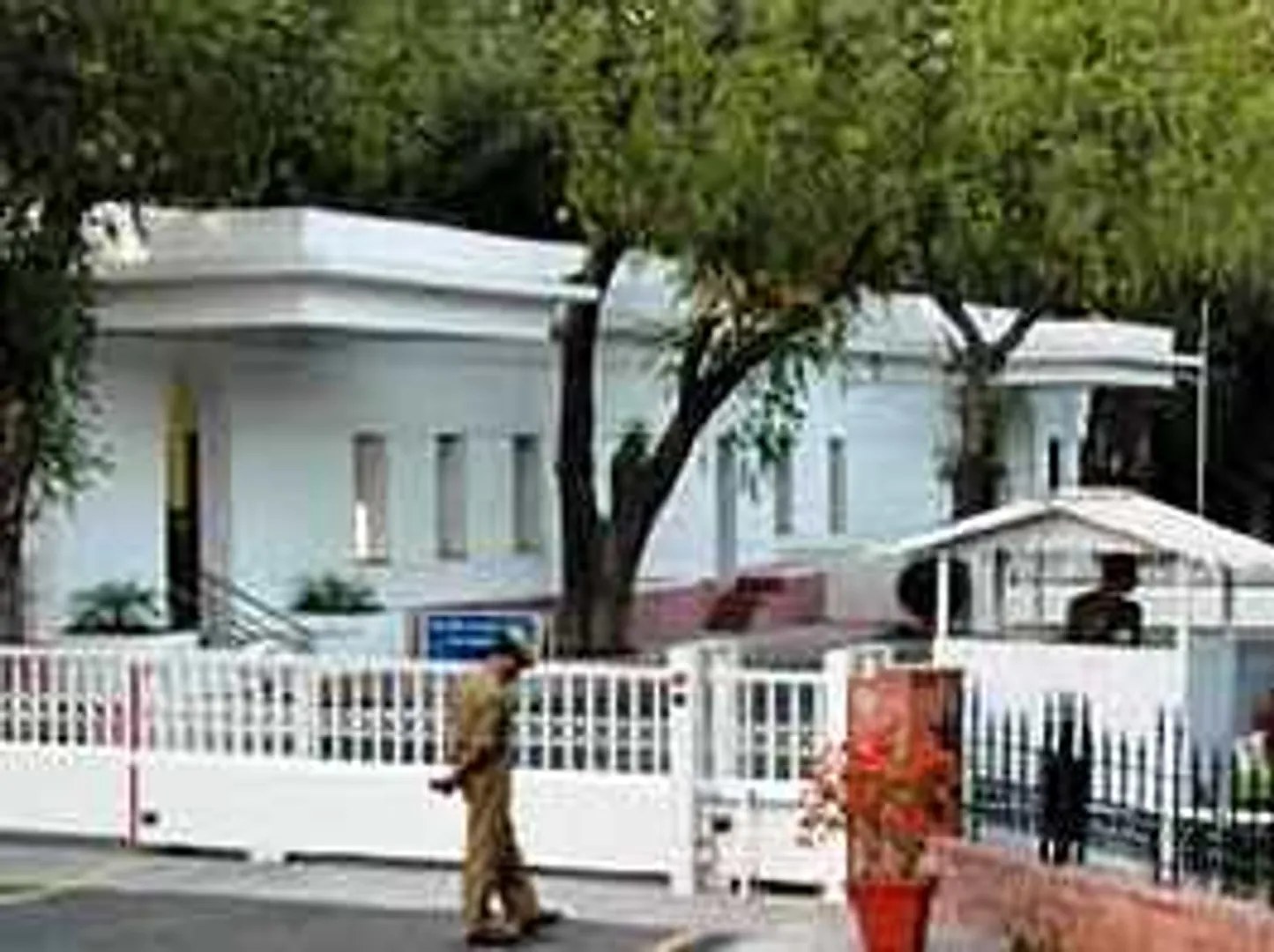 Race Course Road named Lok Kalyan Marg