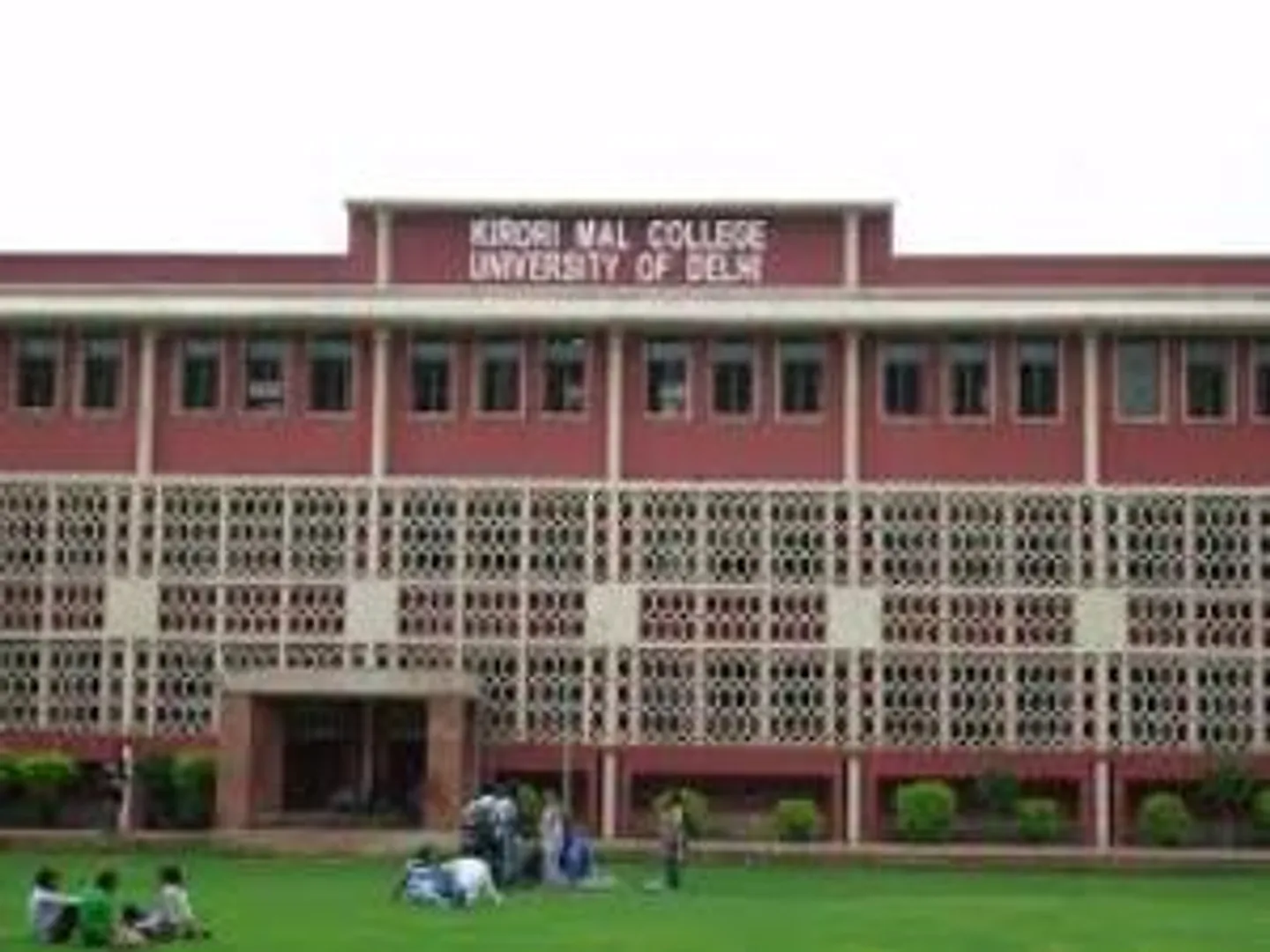 DUSU polls: ABVP bags three top posts