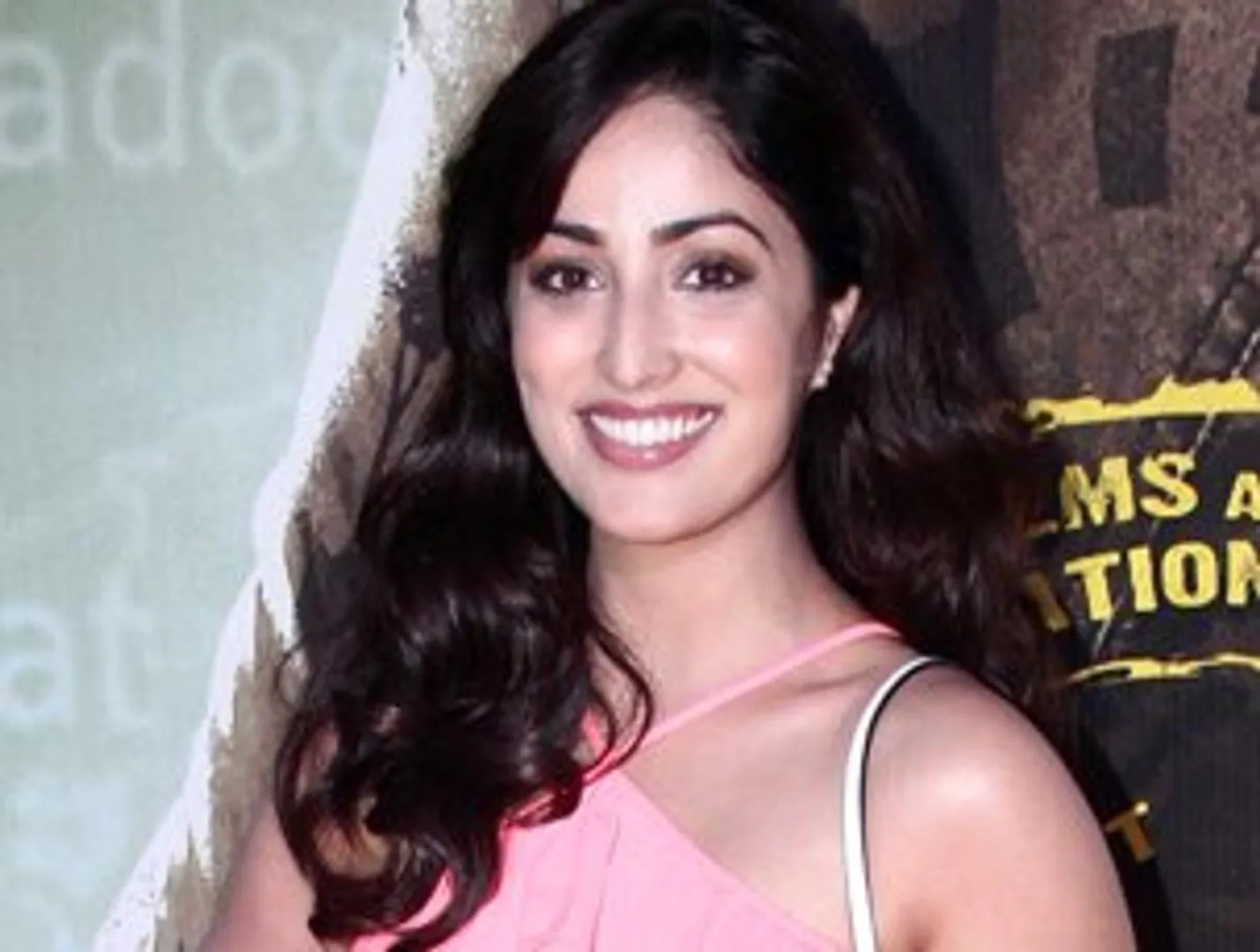 Hrithik is a selfless actor: Yami Gautam