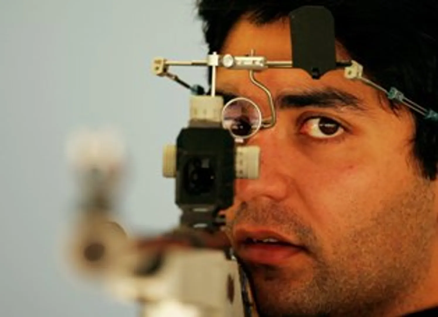 Bindra qualifies for 10m Air Rifle quarters, Narang bows out