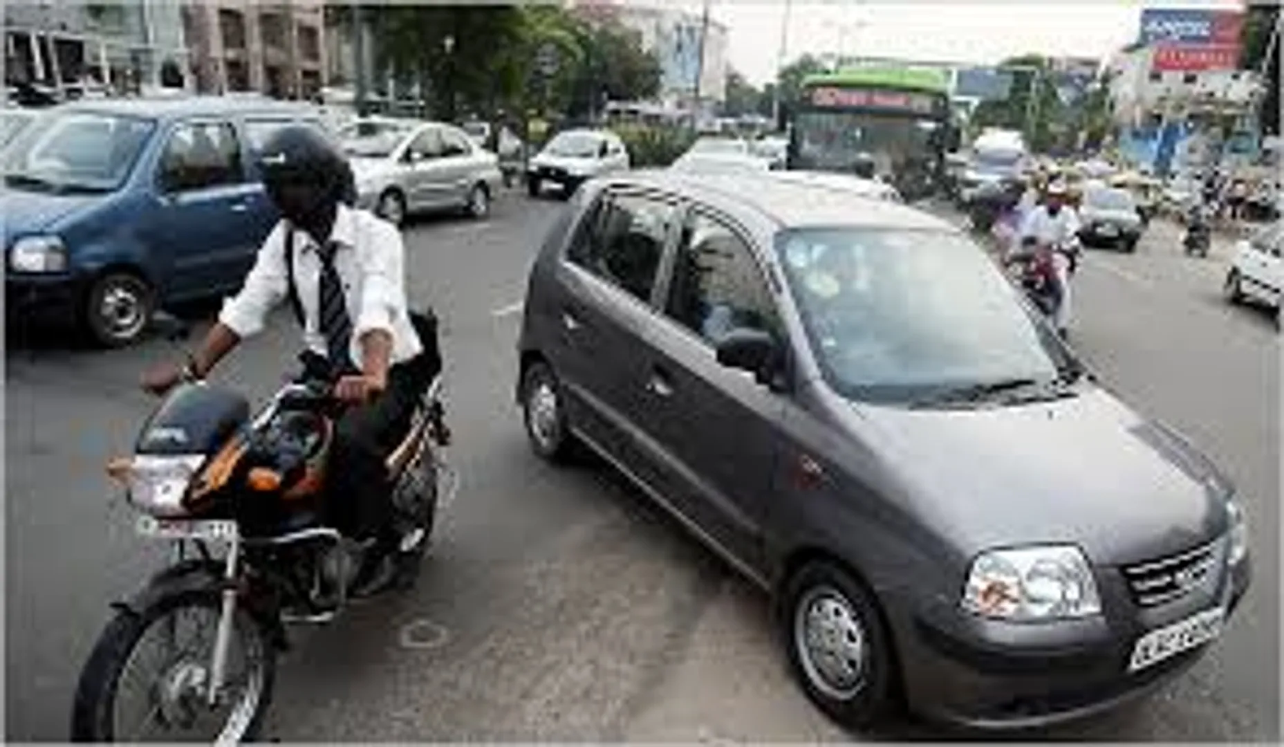 Jung orders de-registration of 15-year-old diesel vehicles in Delhi