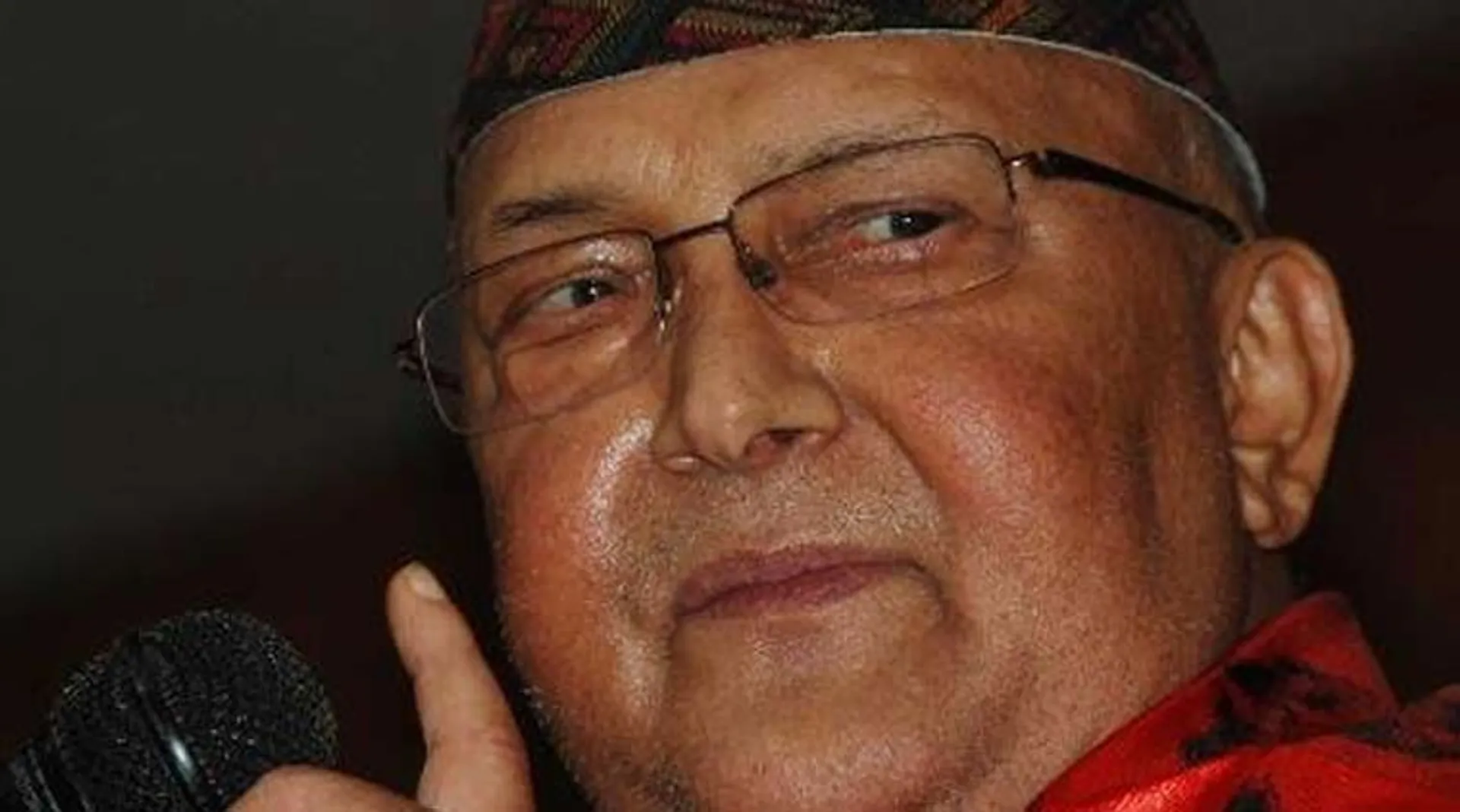 Nepal's Oli government in minority after Maoists withdraw support