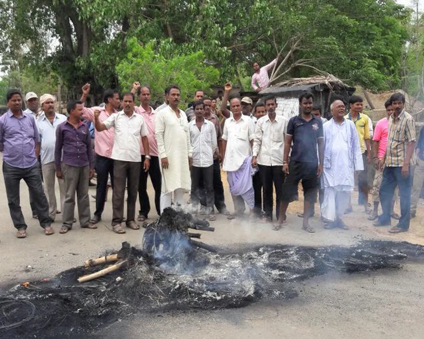 Samiti member murdered in Odisha; locals damage police vehicle, ransack CHC