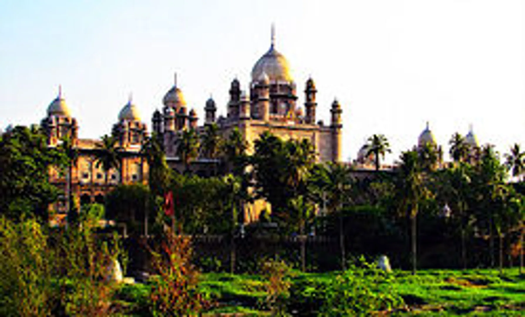 Hyderabad High Court suspends eight more Telangana judges