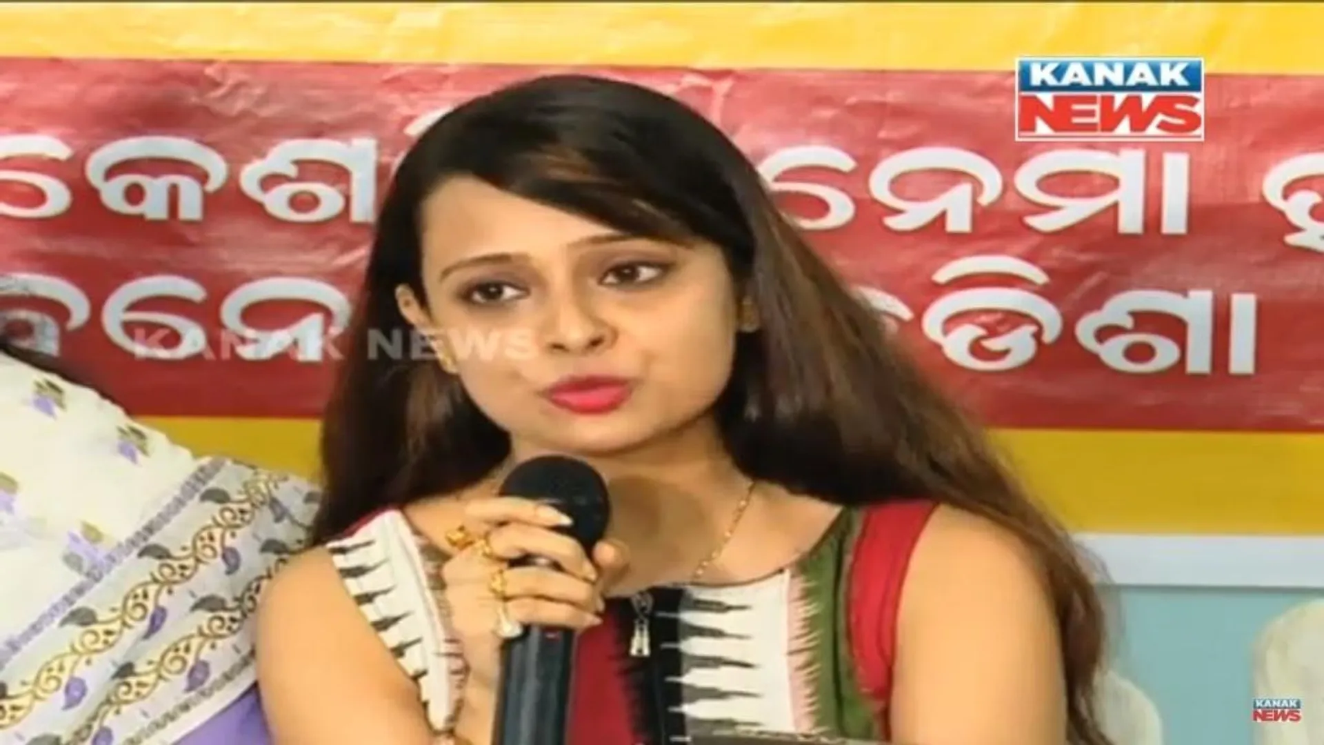 Odisha actress alleges threat to life from producer, files complaint