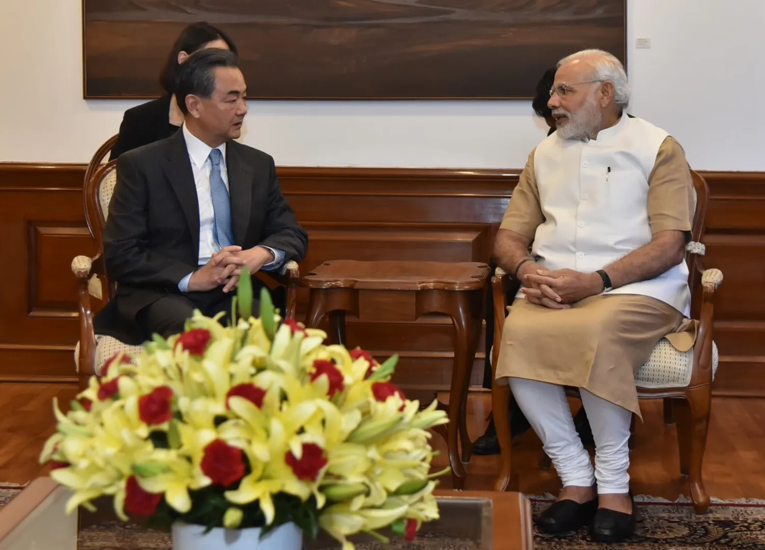 Chinese foreign minister meets Modi