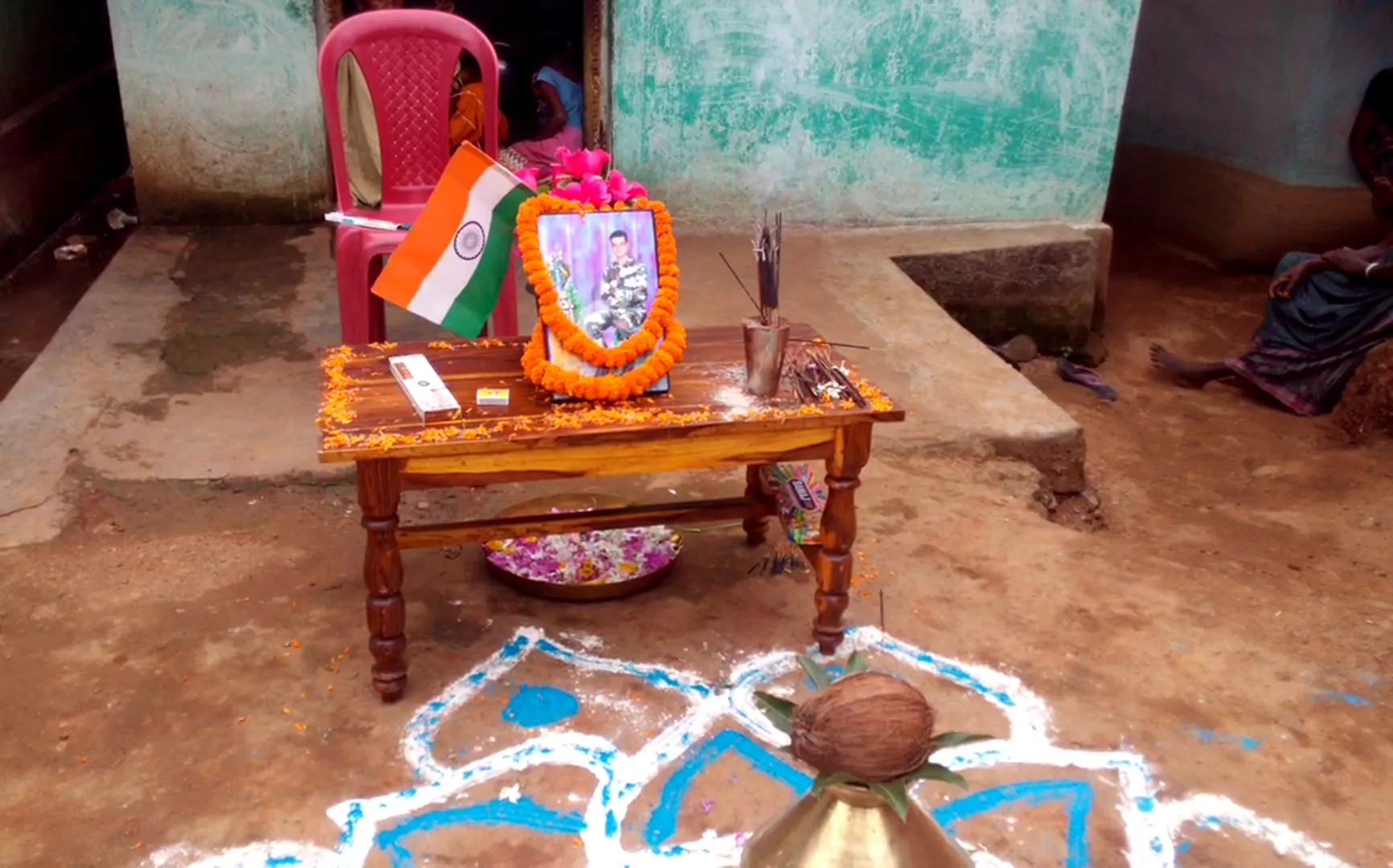 Uri martyr consigned to flames in Odisha’s Nuapada