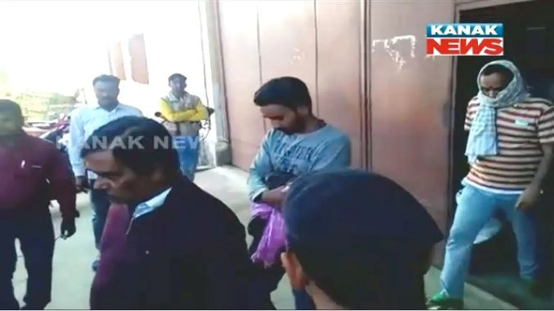 Cash seizure: Odisha police take eight accused on remand