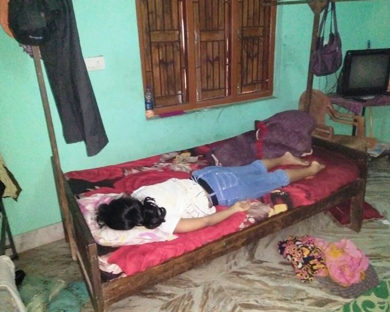 Minor girl commits suicide after barred by mother from using mobile phone