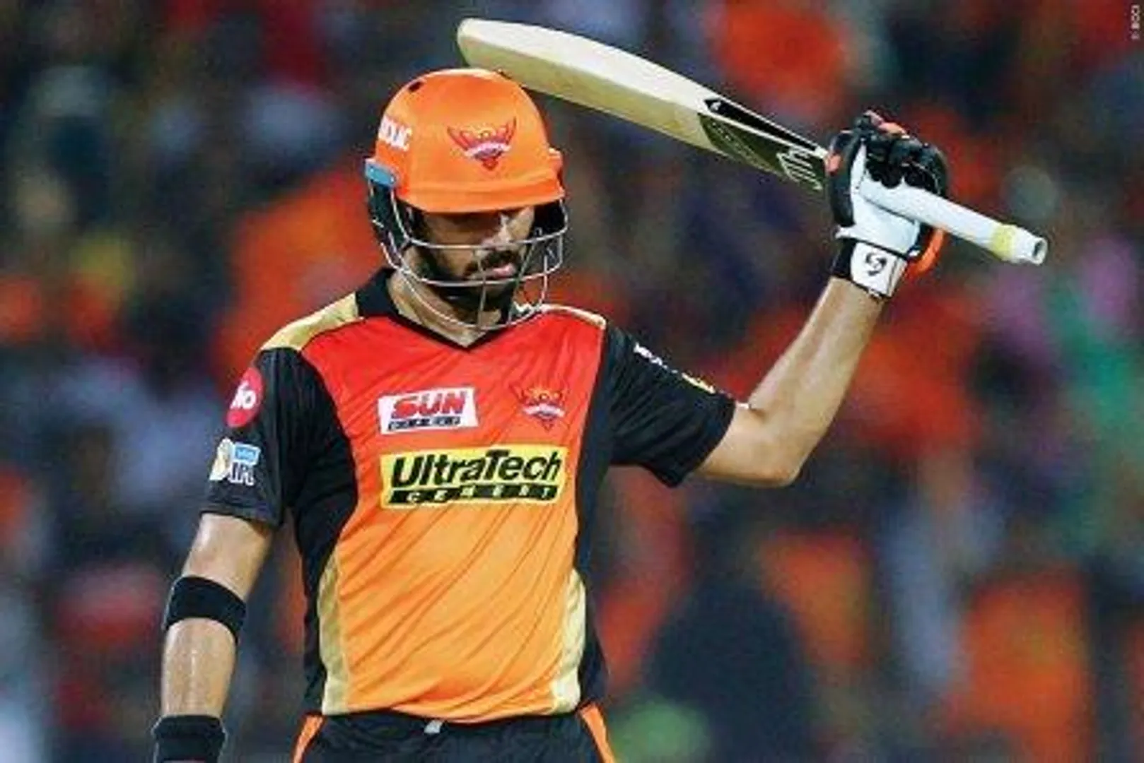 Sunrisers Hyderabad beat RCB in IPL opener