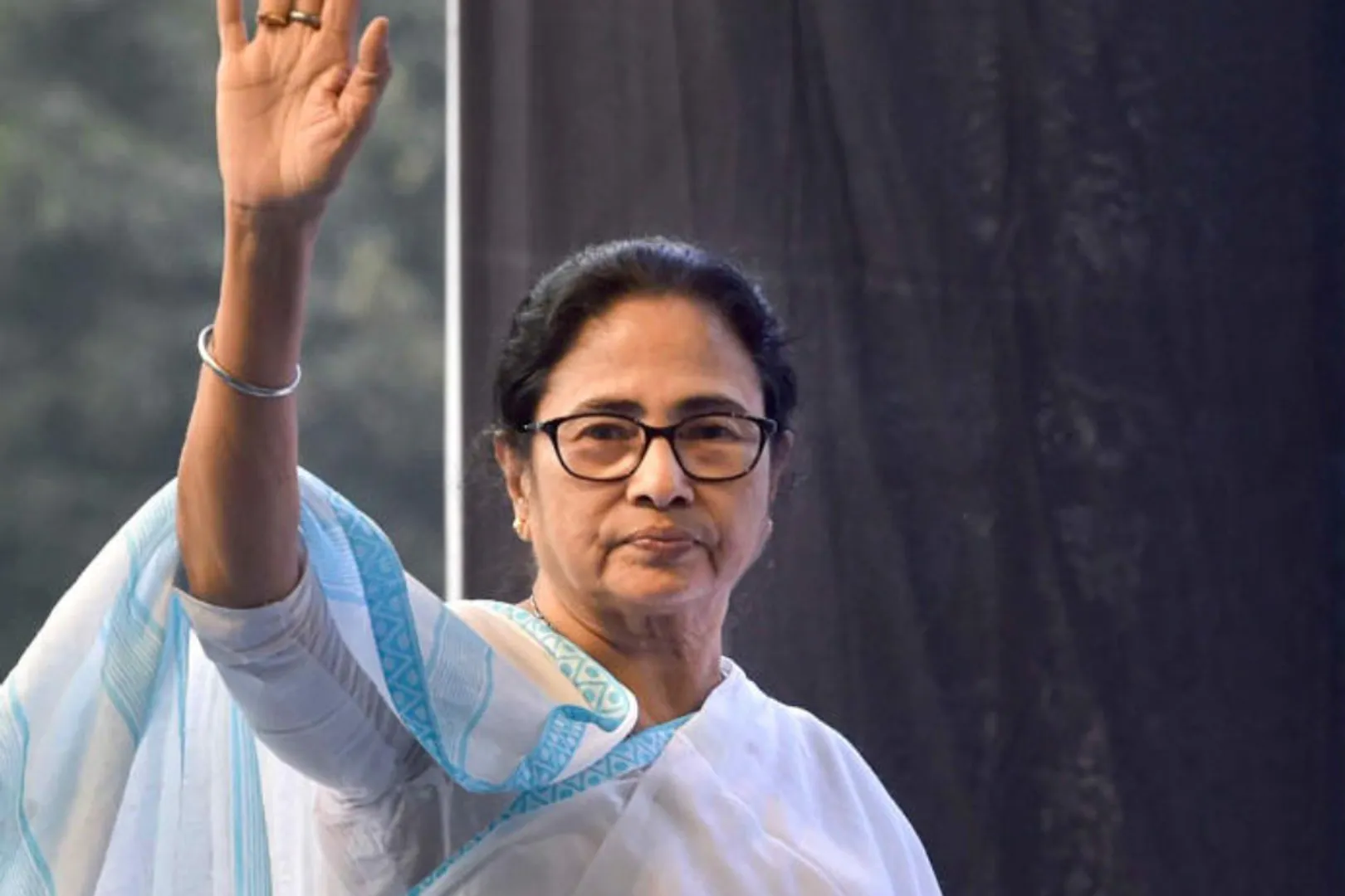 Mamata Banerjee walks out of Niti Aayog meeting alleging ‘insult’