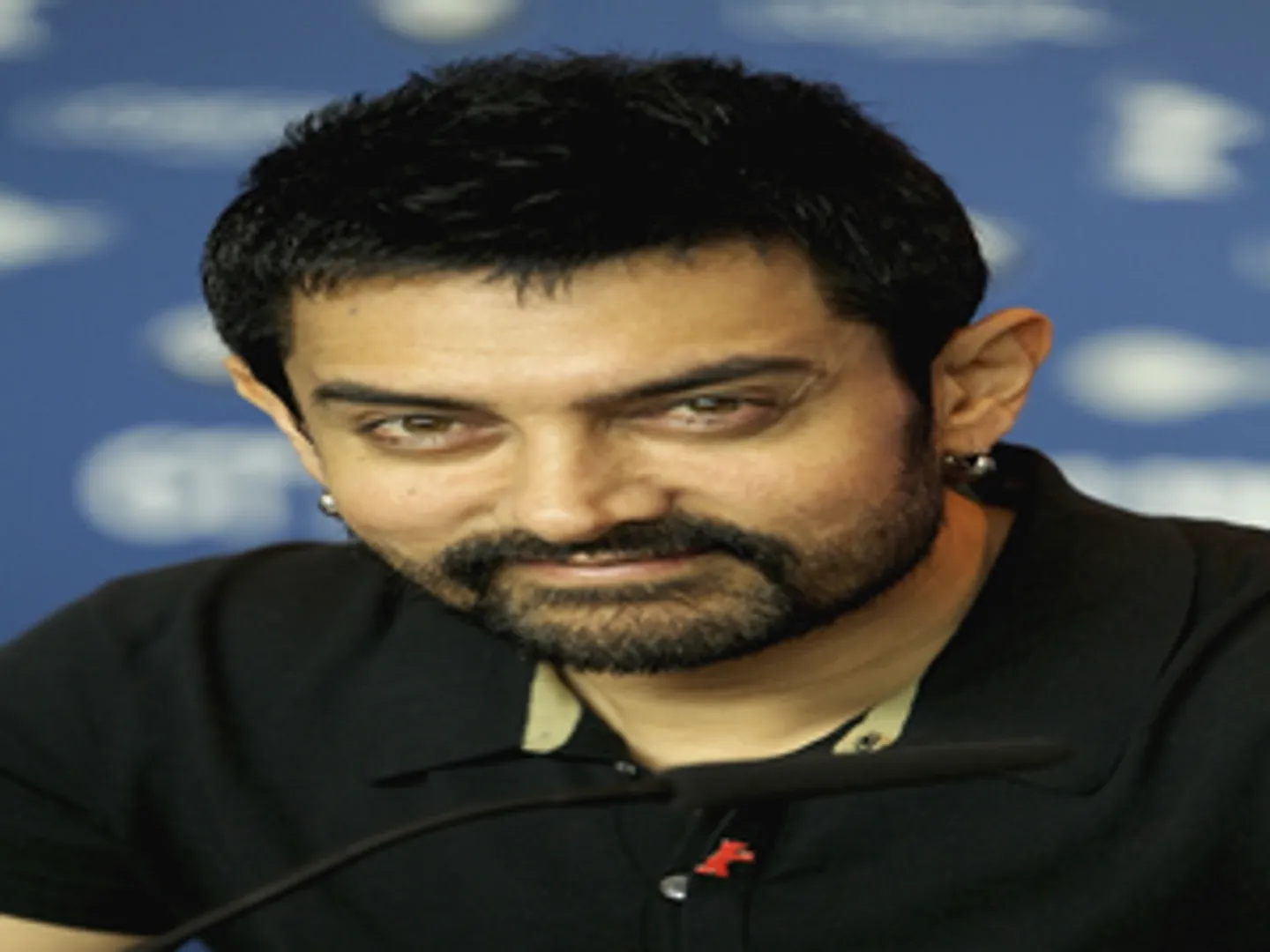 Aamir Khan visits Sevagram in Maharashtra; says 'thoughts of Bapuji had a great influence on me'