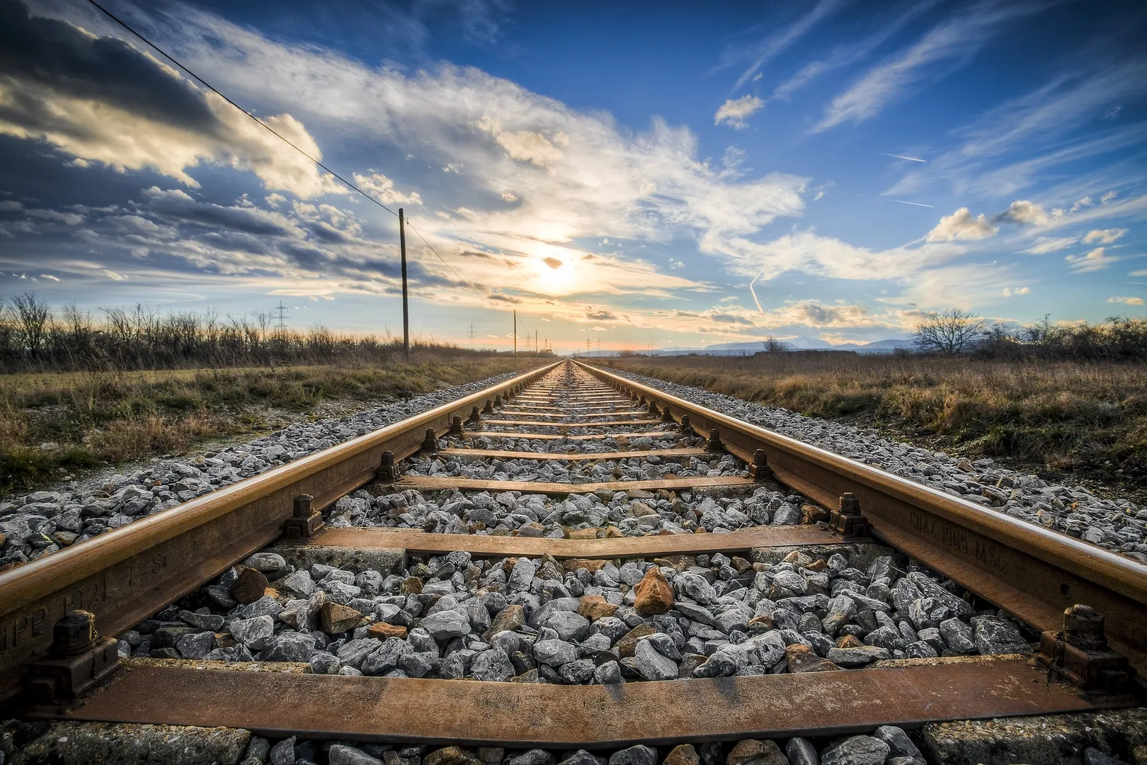 Two killed after being hit by Puri-Howrah Express in Odisha
