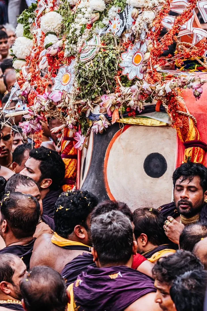 Puri Ratha Jatra in Pics: Pahandi Bije rituals of Lord Jagannath, Holy Siblings