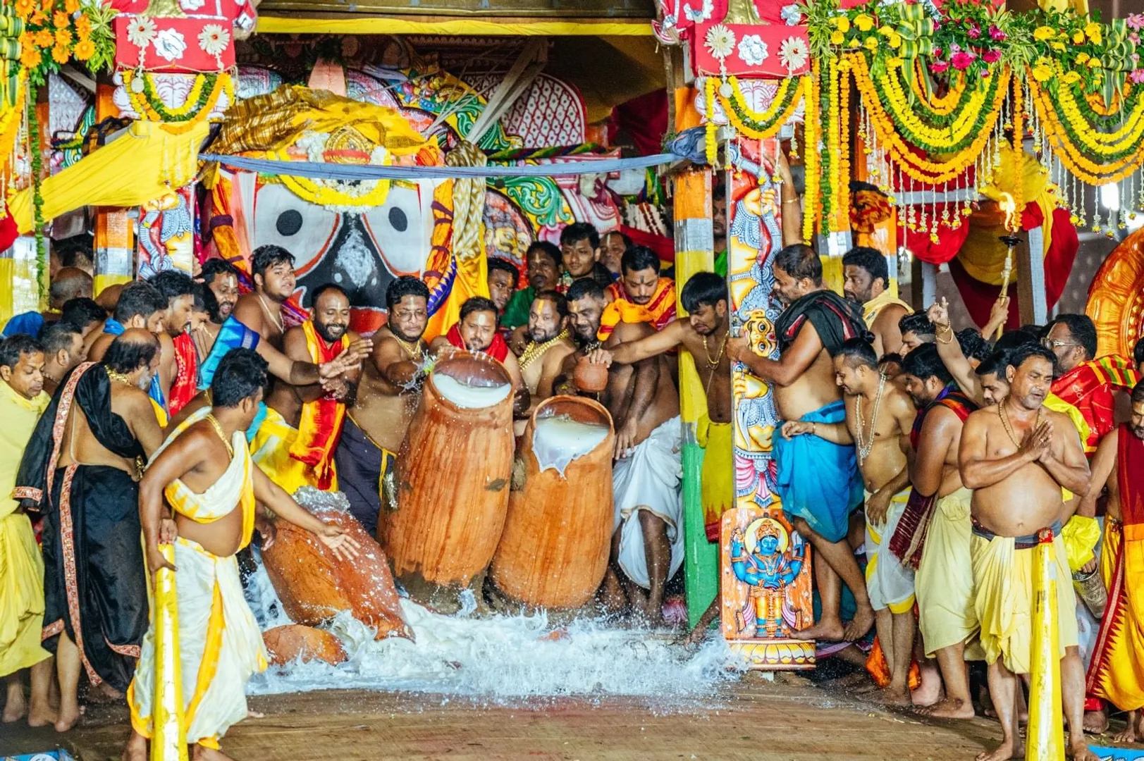 Lord Jagannath, siblings offered ‘Adharapana’ on chariots at Odisha’s Puri