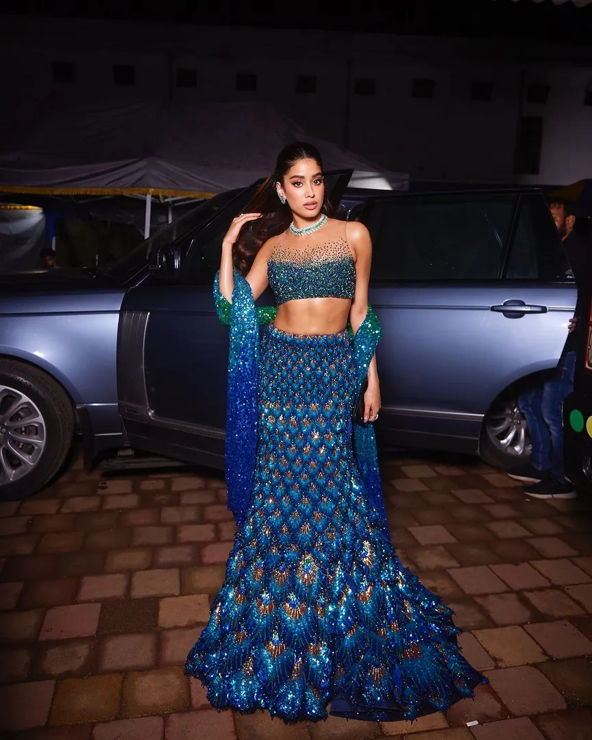 Janhvi Kapoor hospitalised following food poisoning