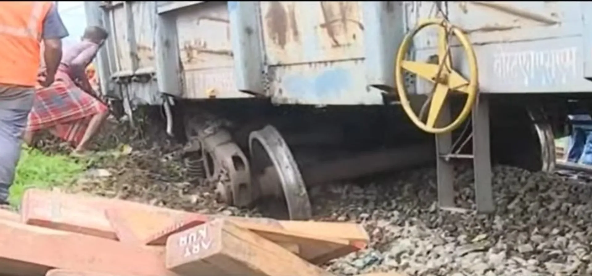 Goods train derails near Bhubaneswar Railway Station