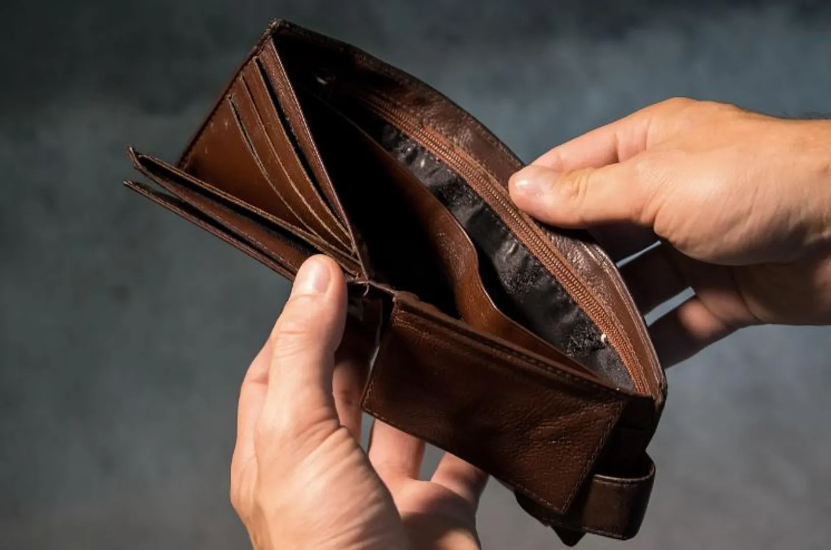 Kolkata businessman robbed of 17 kg silver, Rs 5 lakh in Odisha's Ganjam