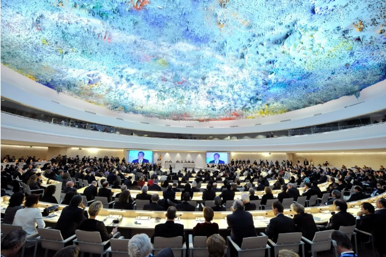 UN human rights team to visit Dhaka to discuss probe; report says Hindus attacked