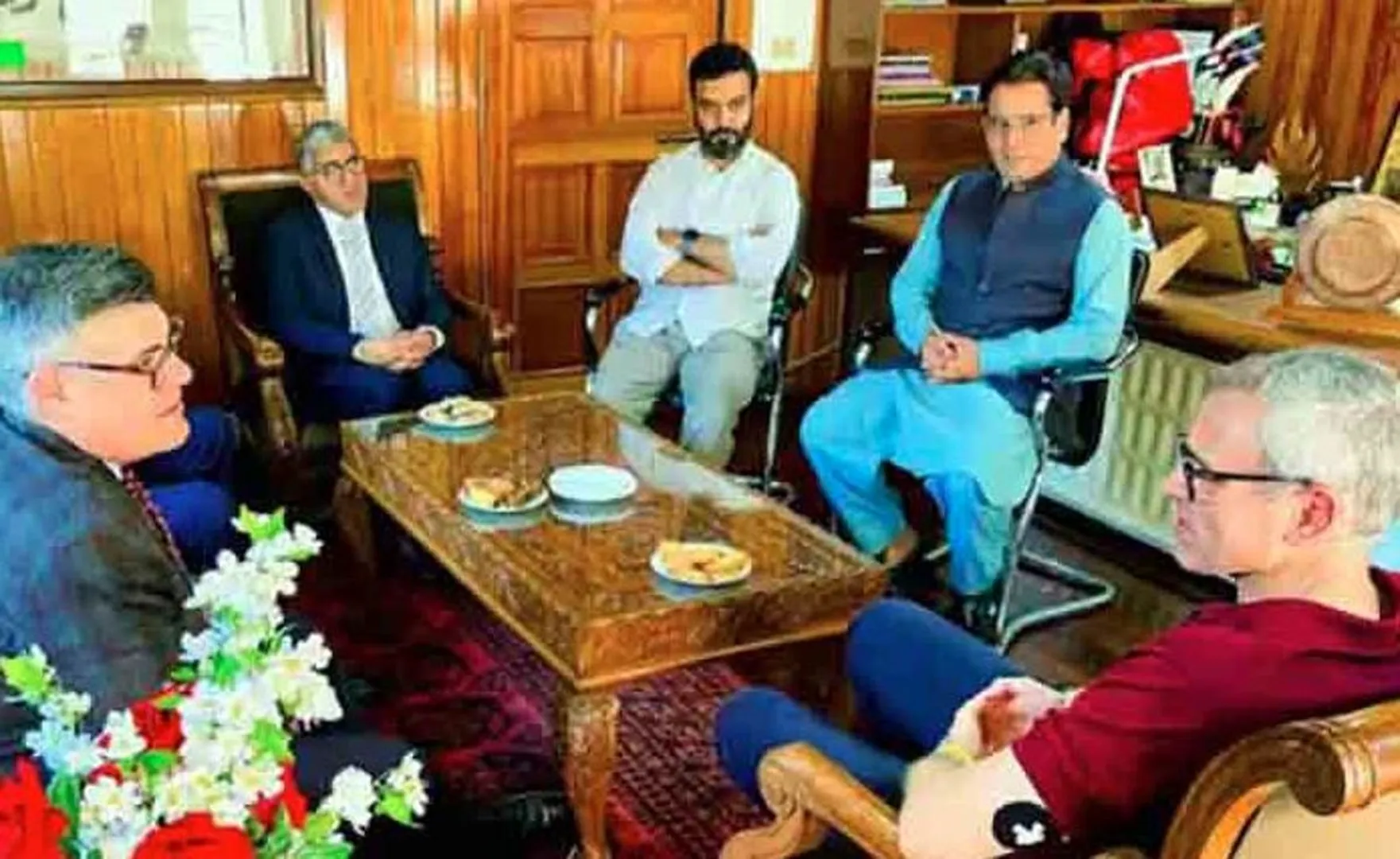 US diplomats meet anti-Modi persons