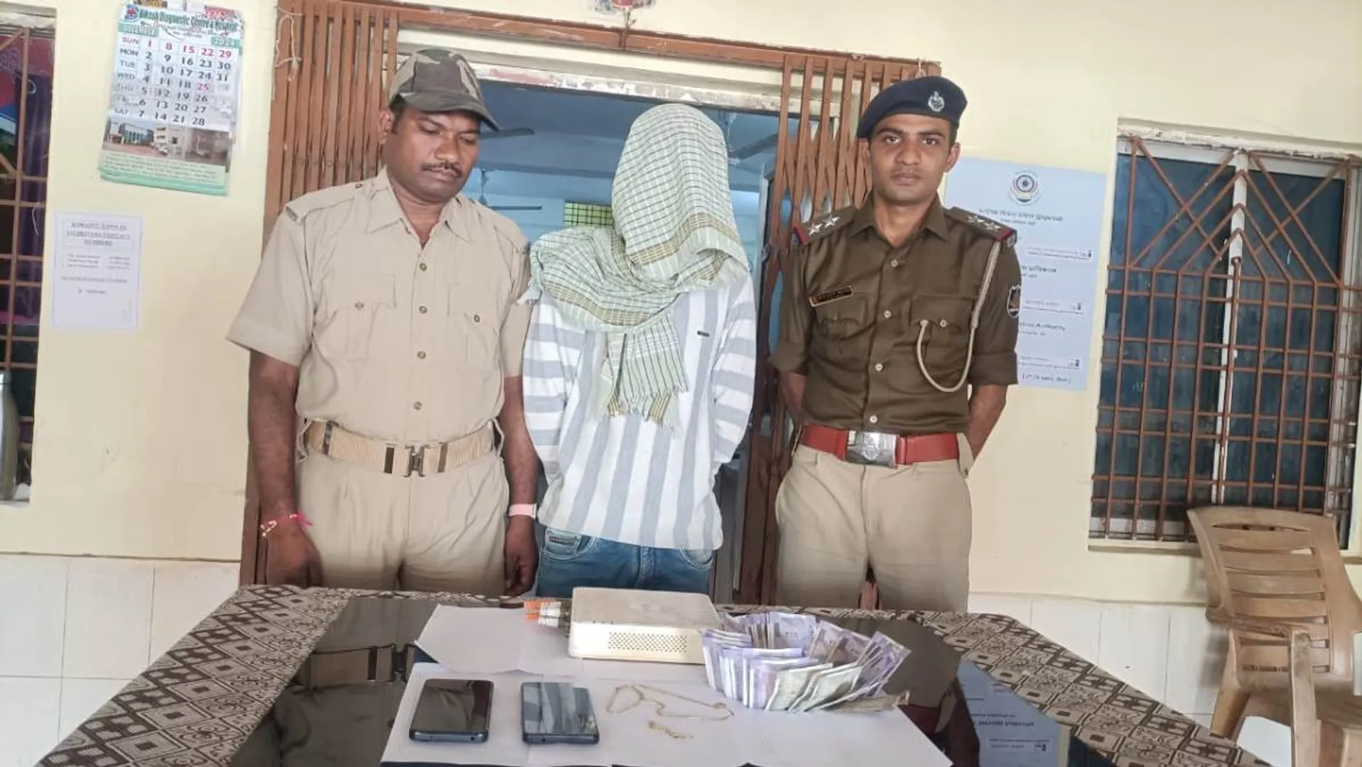Gold, money and CCTV DVR recovered