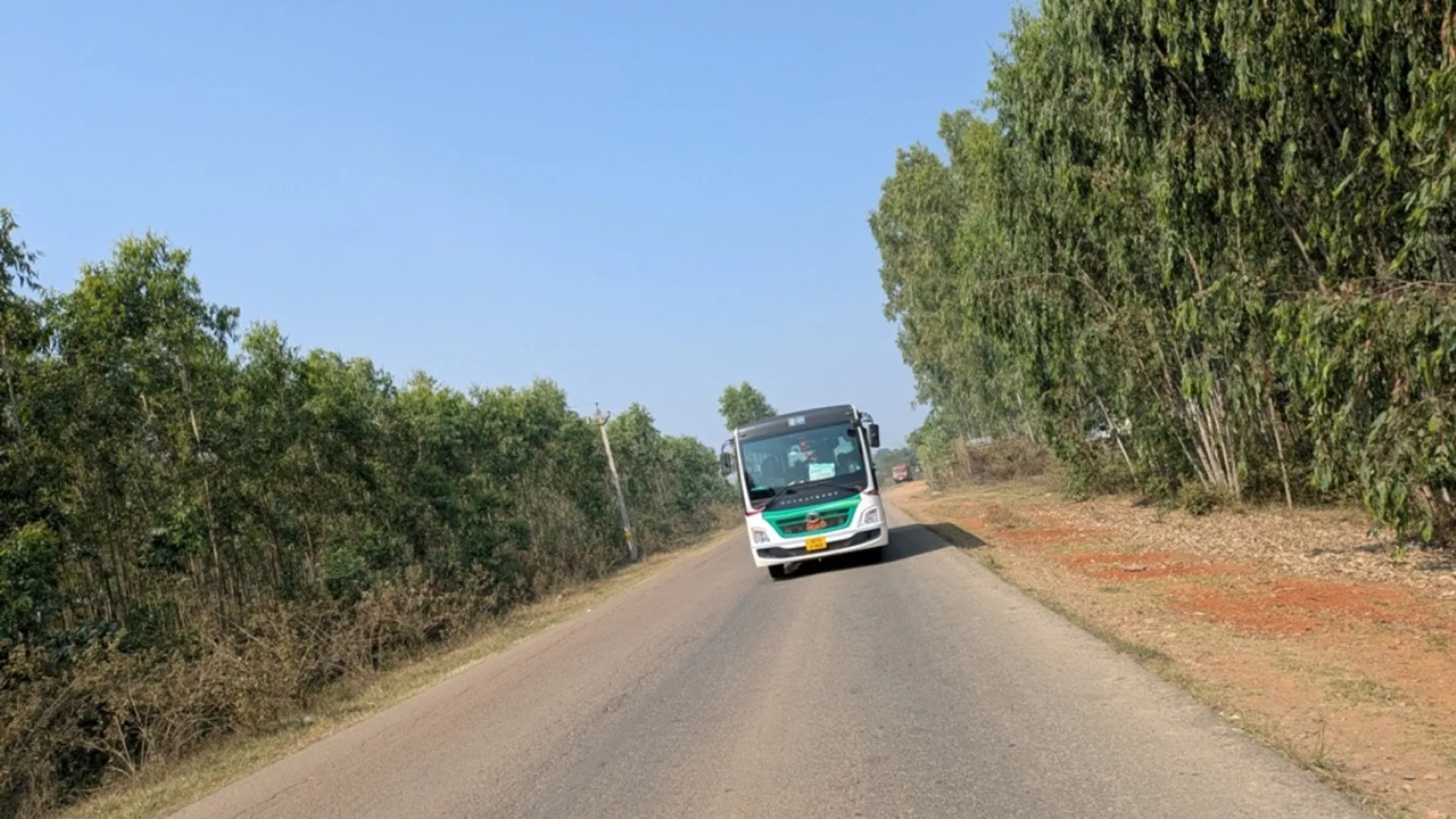kpt-laxmi bus