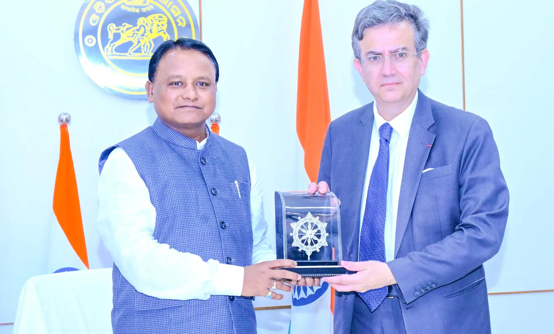 ମୁଖ୍ୟମନ୍ତ୍ରୀଙ୍କୁ ଭେଟିଲେ ଫ୍ରାନ୍ସ ରାଷ୍ଟ୍ରଦୂତ, ଦ୍ବିପାକ୍ଷିକ ସଂପର୍କ ନେଇ କଲେ ଆଲୋଚନା