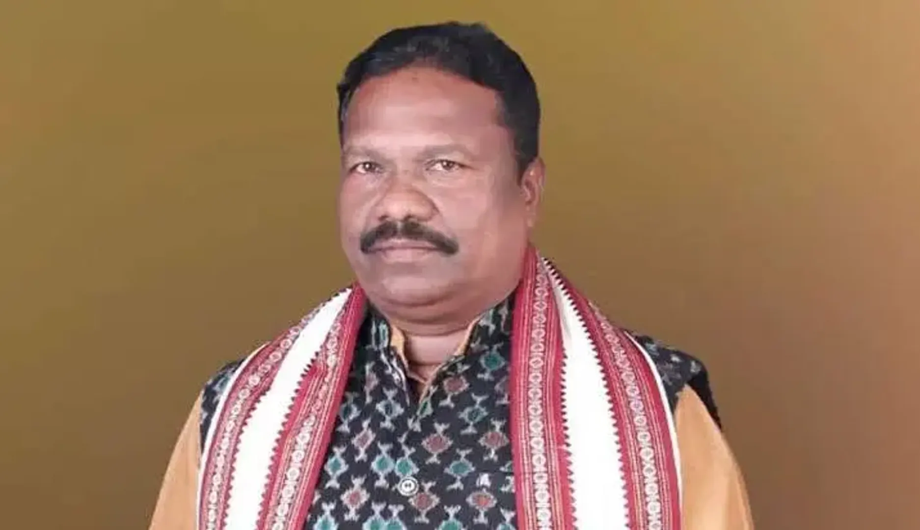 ୂର